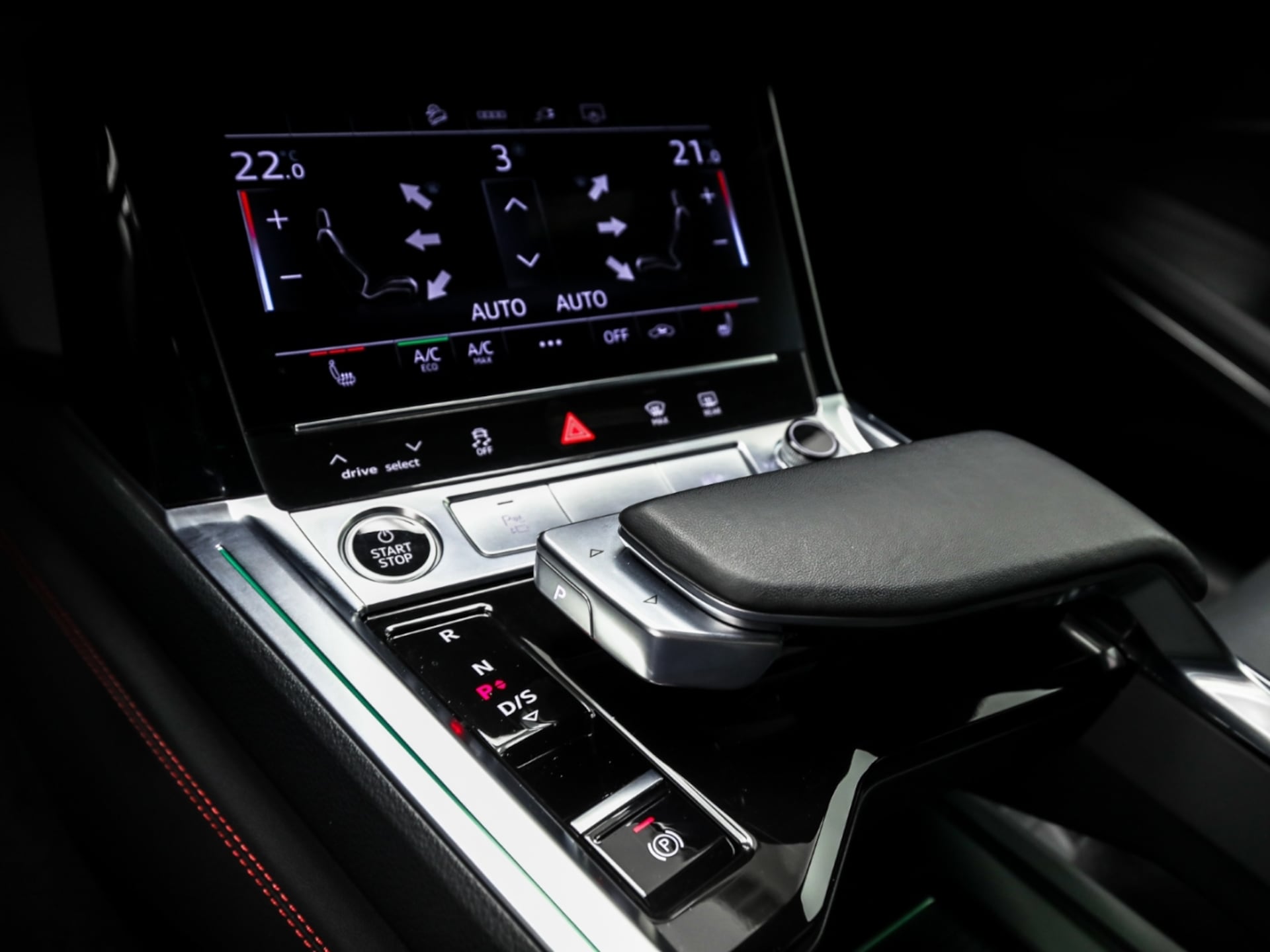 Audi Q8 e-tron S line