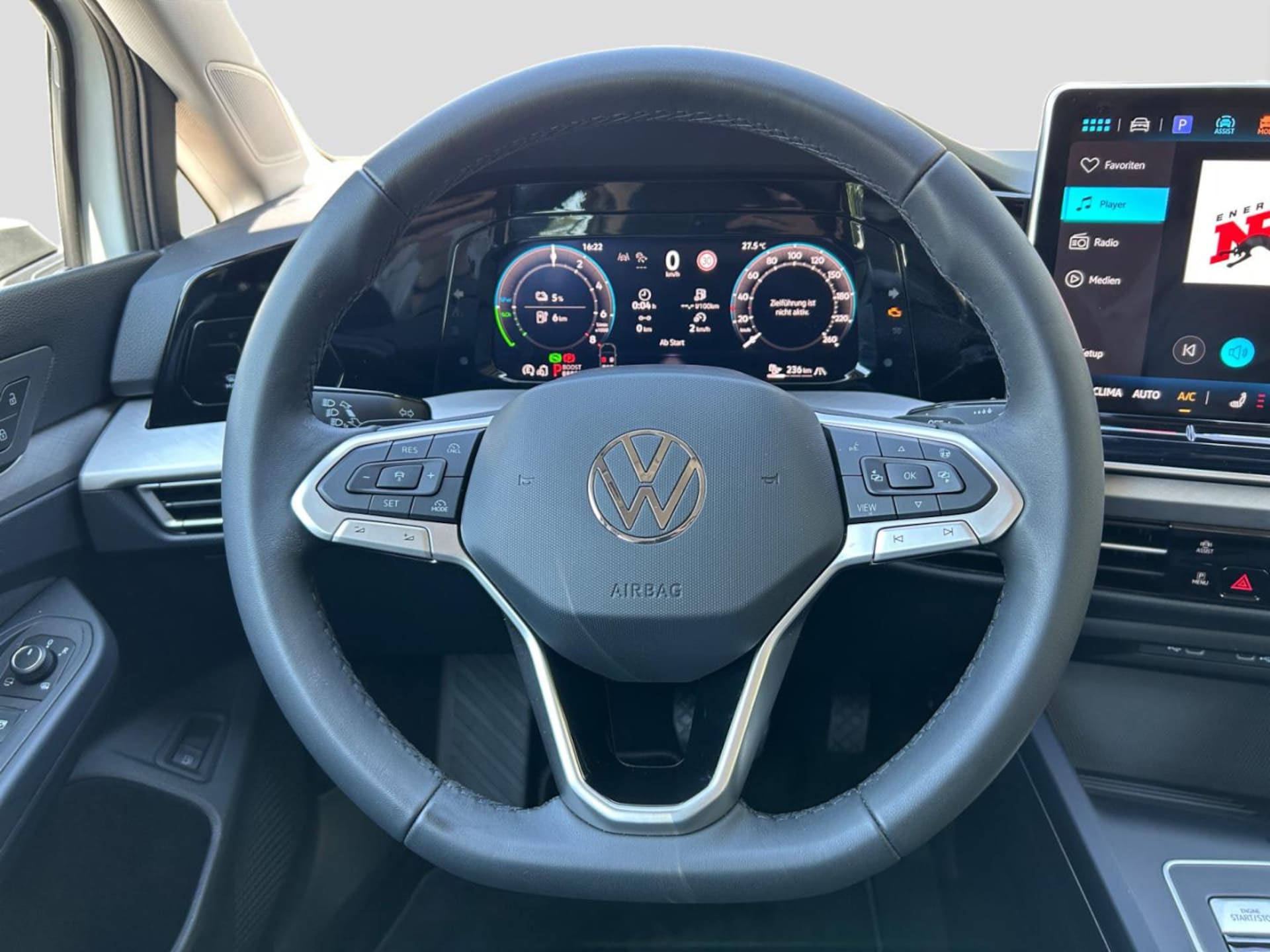 Volkswagen Golf Life