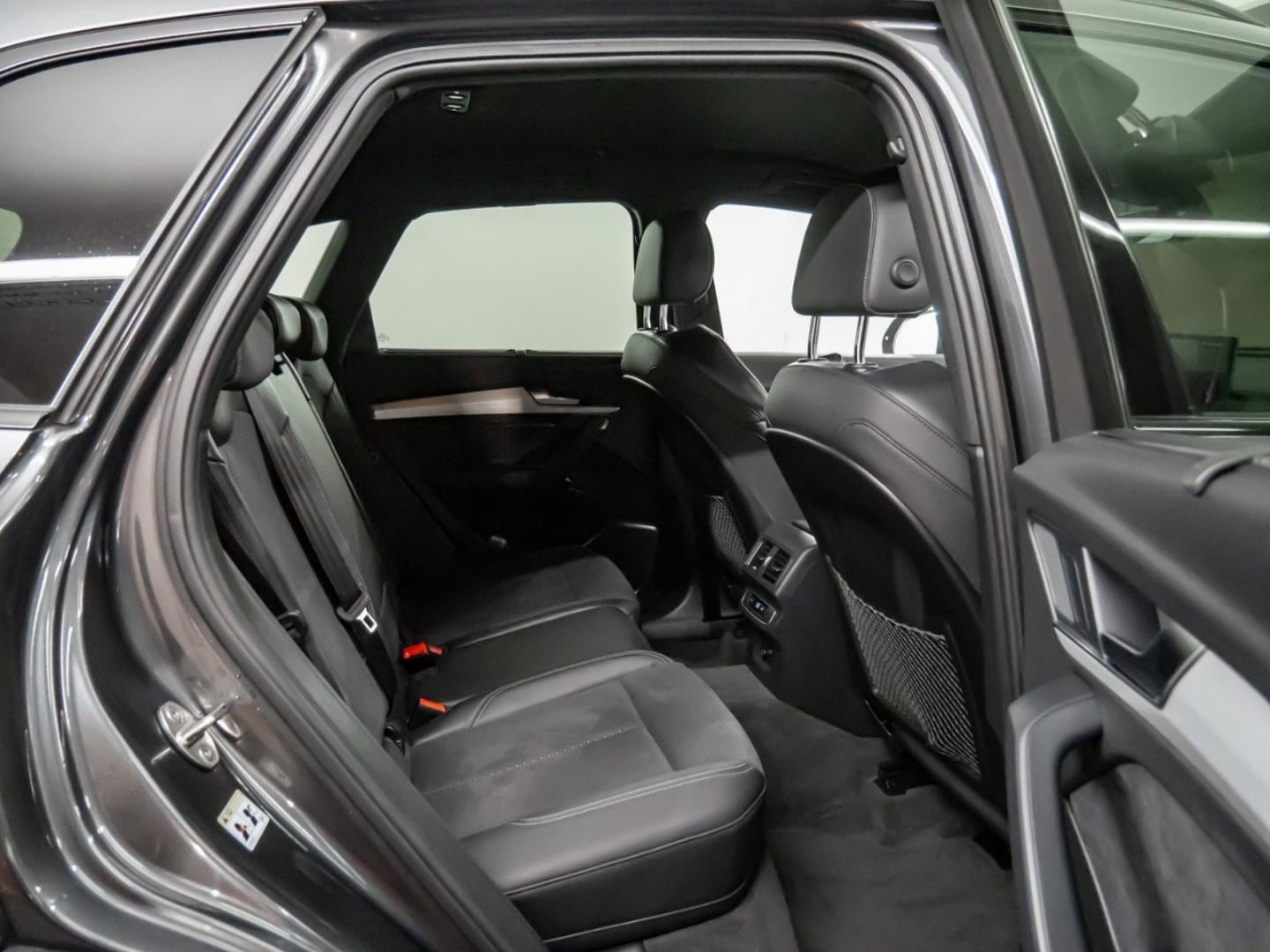 Bild über Audi SQ5 TDI tiptronic - für weitere Informationen kontaktieren Sie den Audi Partner