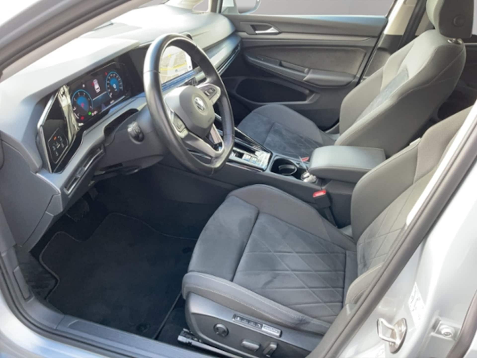 Volkswagen Golf Variant Style