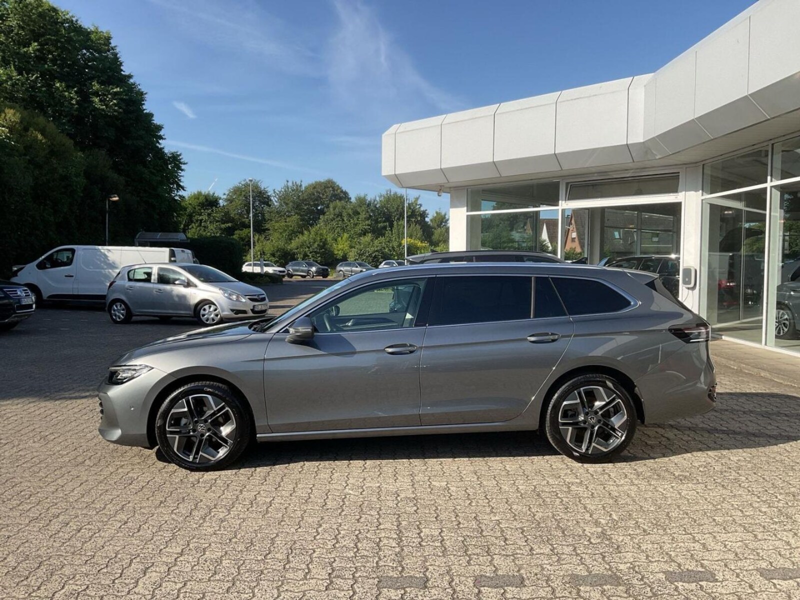 Volkswagen Passat – Bild 2