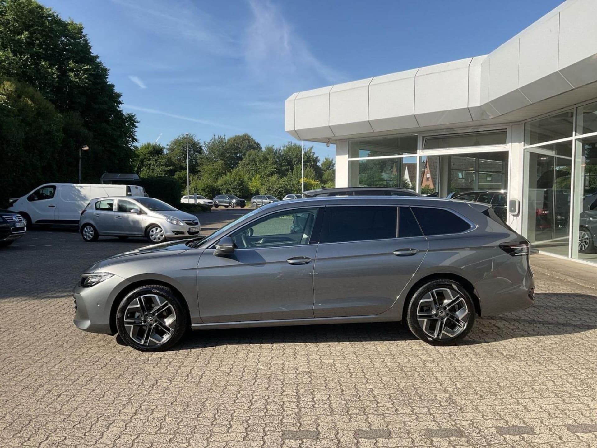 Volkswagen Passat Elegance
