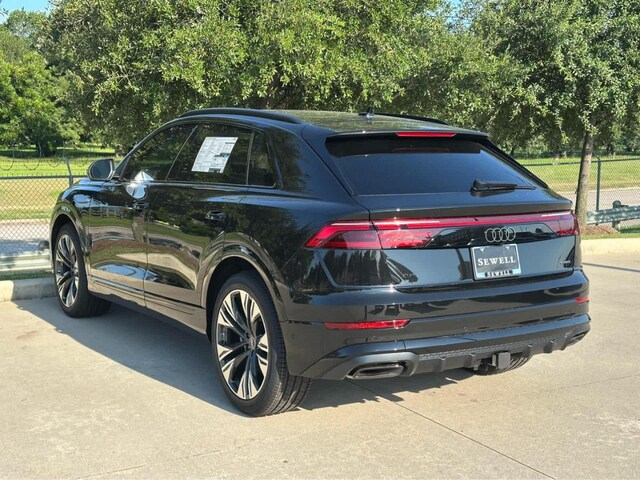 2026 Audi Q8