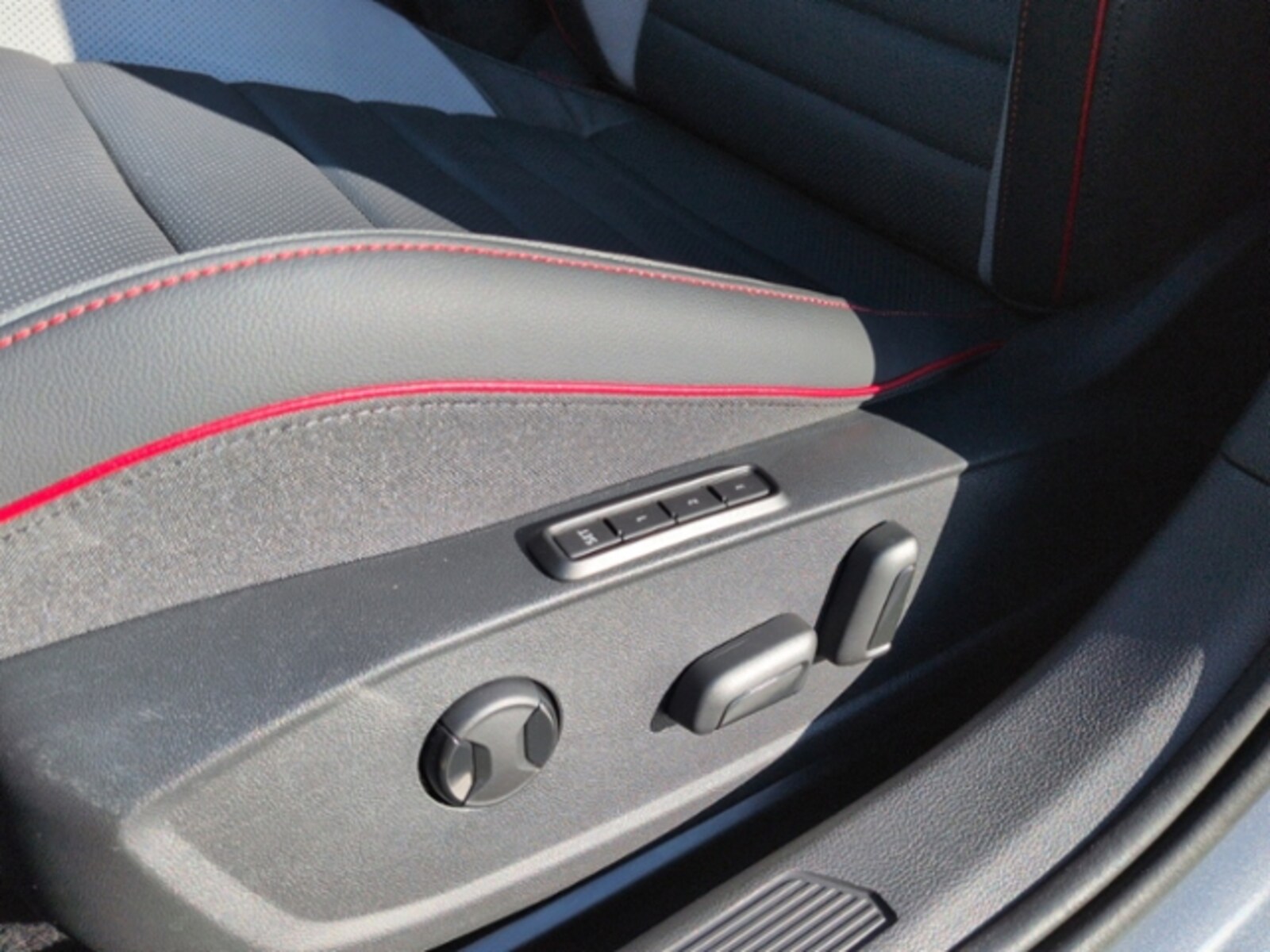 Volkswagen Golf – Bild 13