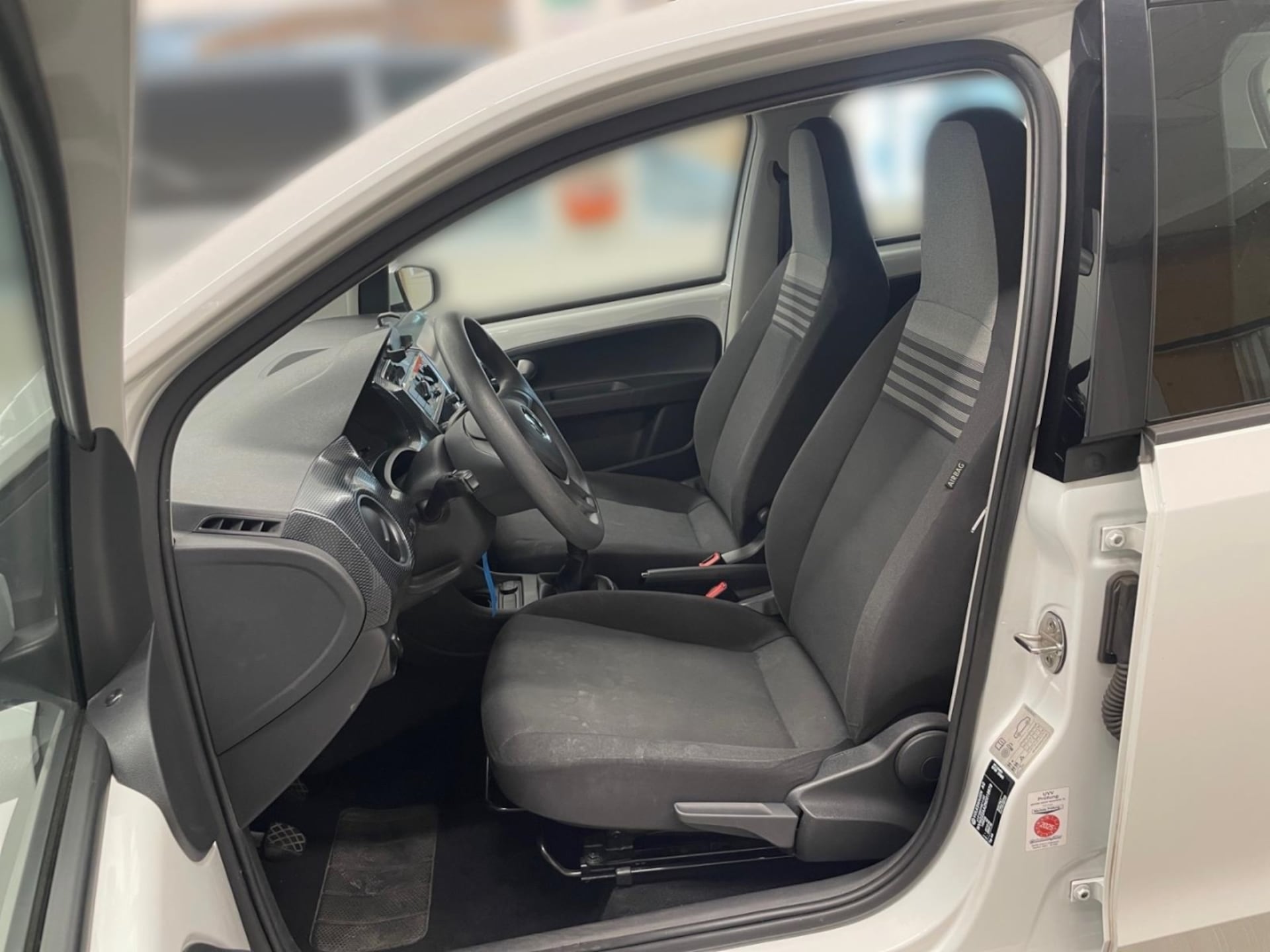 Volkswagen up!