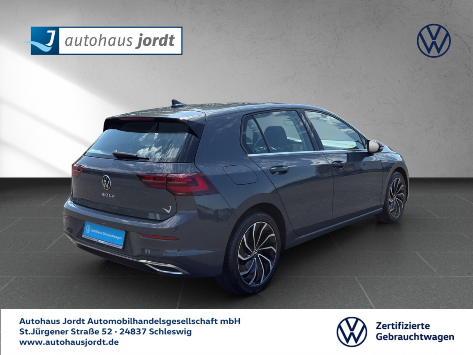 Volkswagen Golf Style