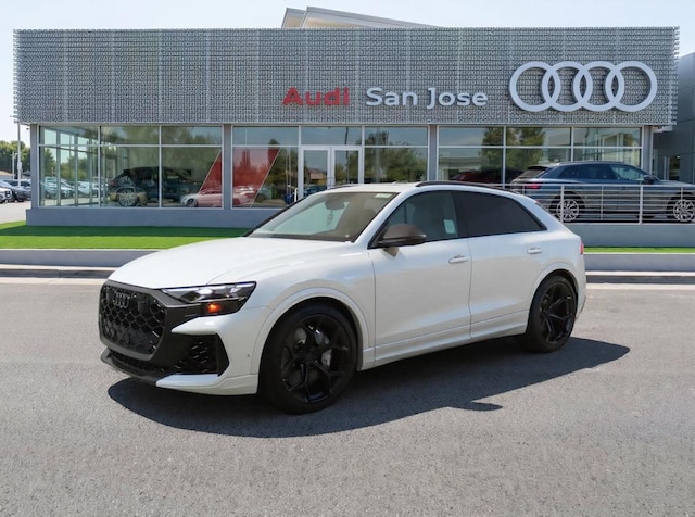 2026 Audi RS Q8 SUV performance