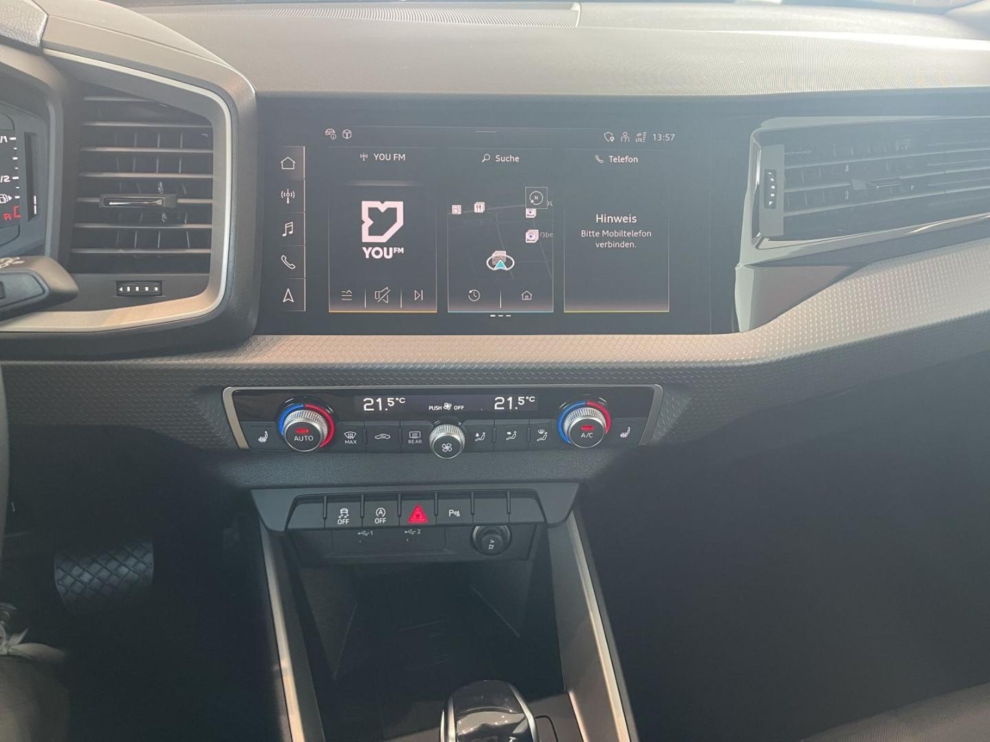 Bild über Audi A1 allstreet 30 TFSI S tronic - für weitere Informationen kontaktieren Sie den Audi Partner