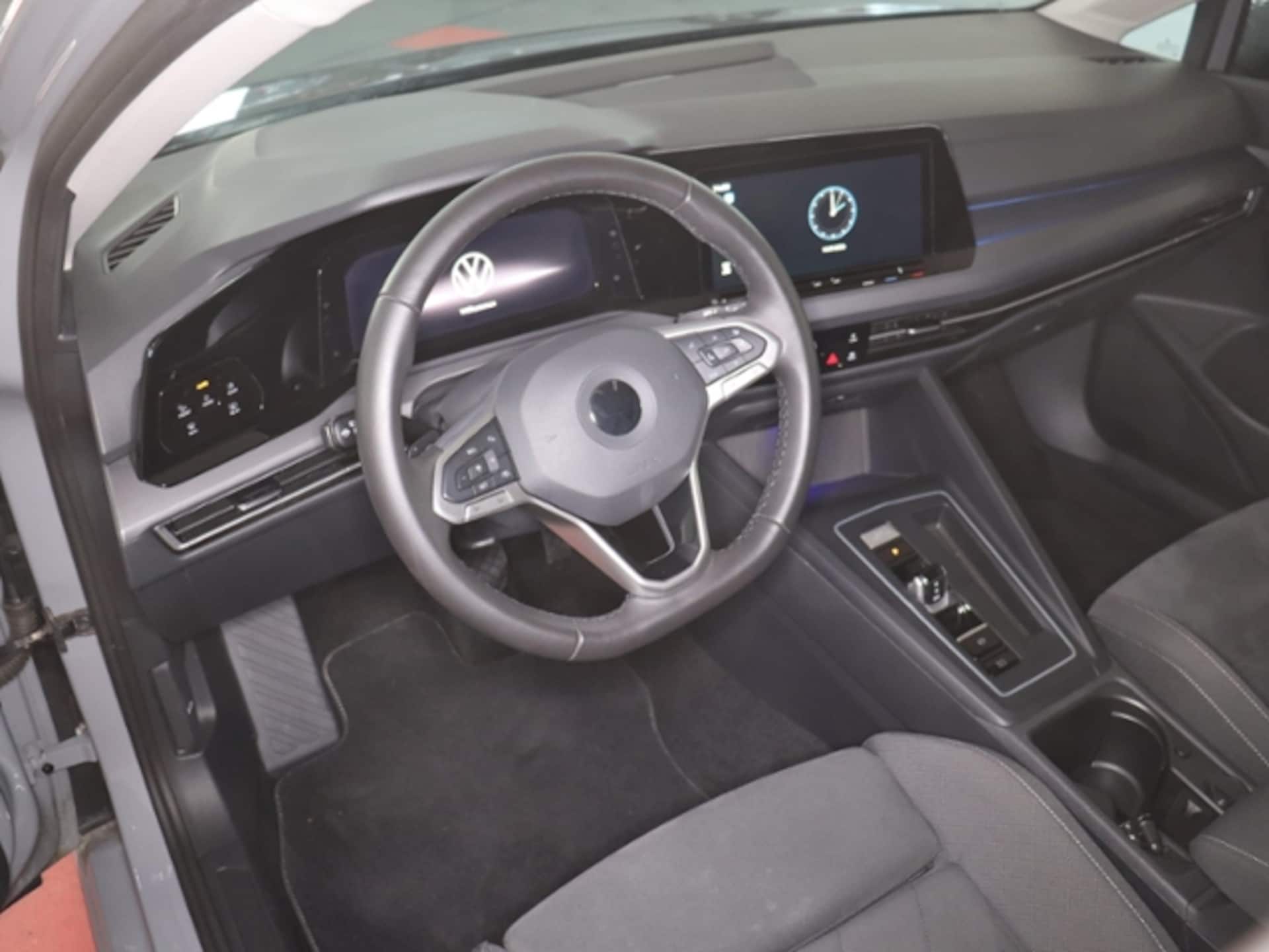Volkswagen Golf Style