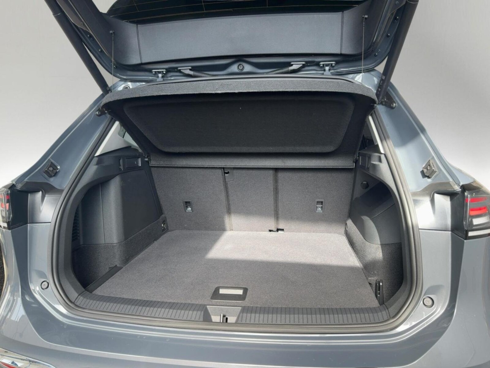 Volkswagen Tiguan – Bild 8