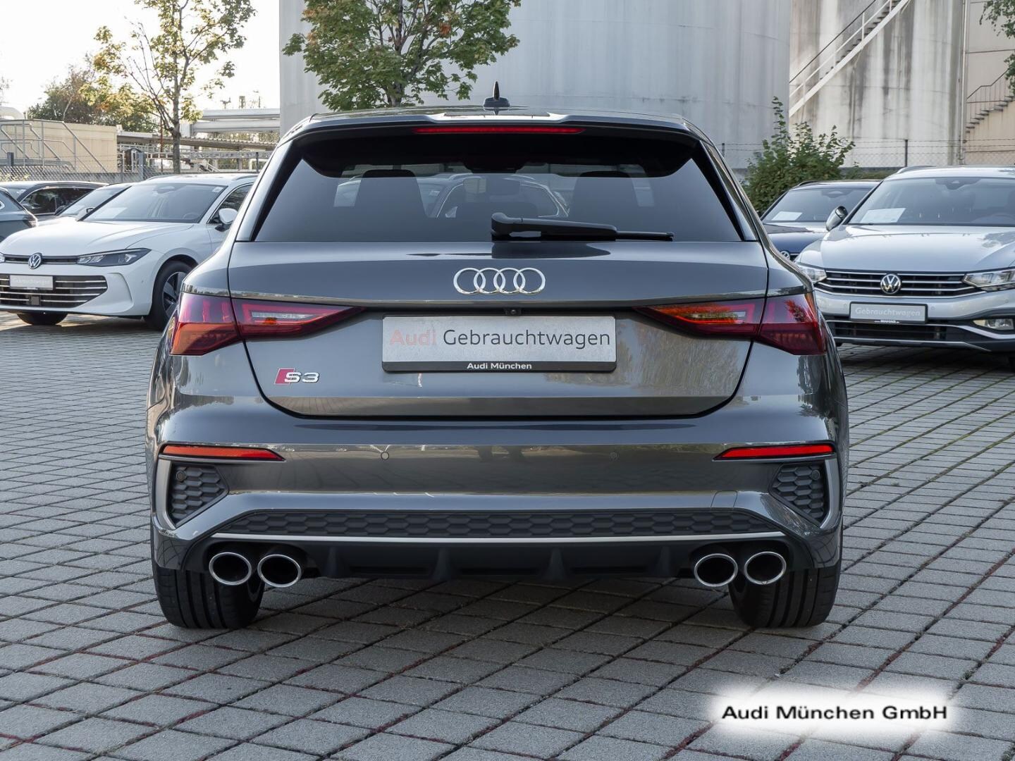 Bild über Audi S3 Sportback TFSI quattro S tronic - für weitere Informationen kontaktieren Sie den Audi Partner