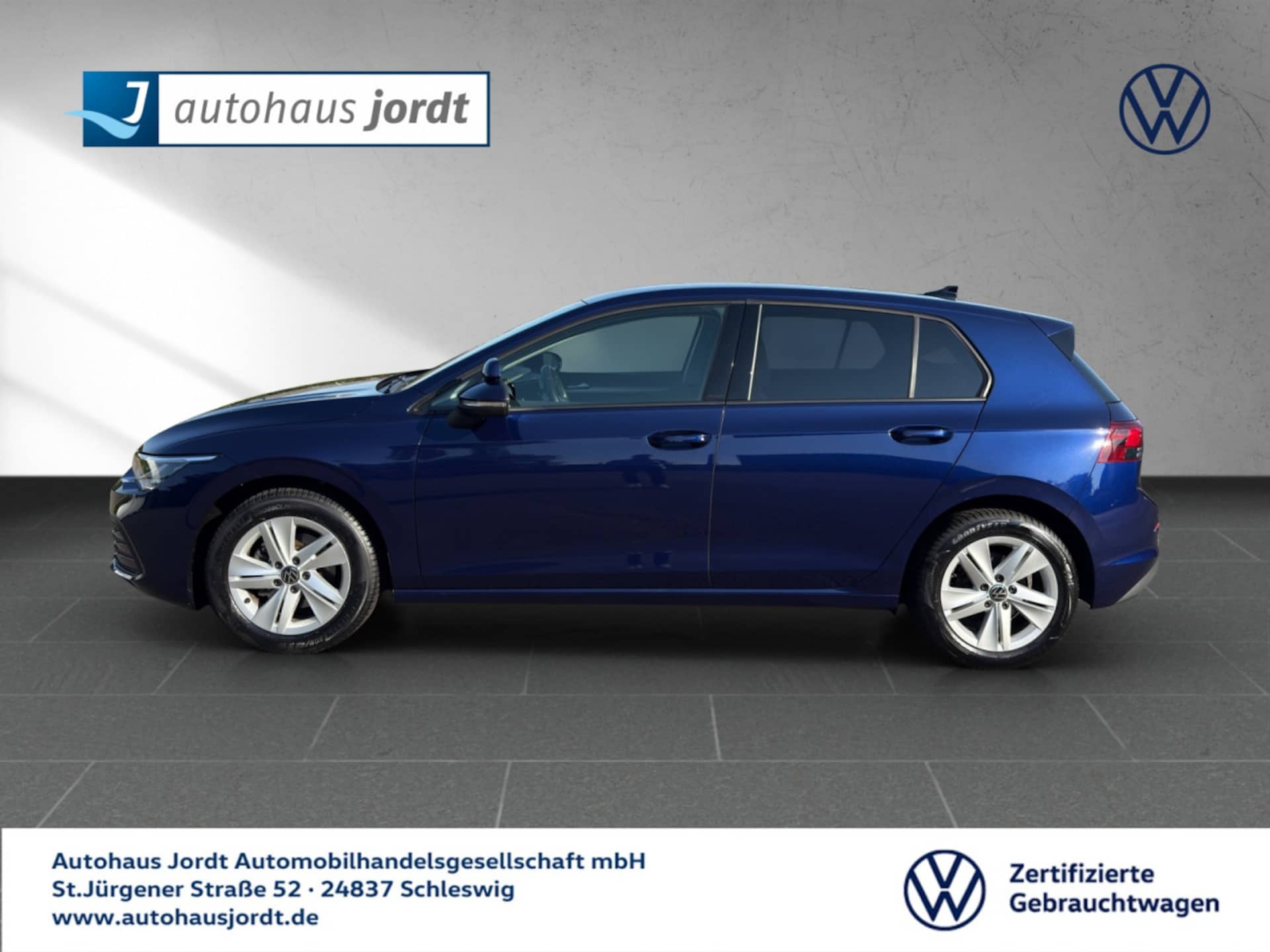 Volkswagen Golf Life