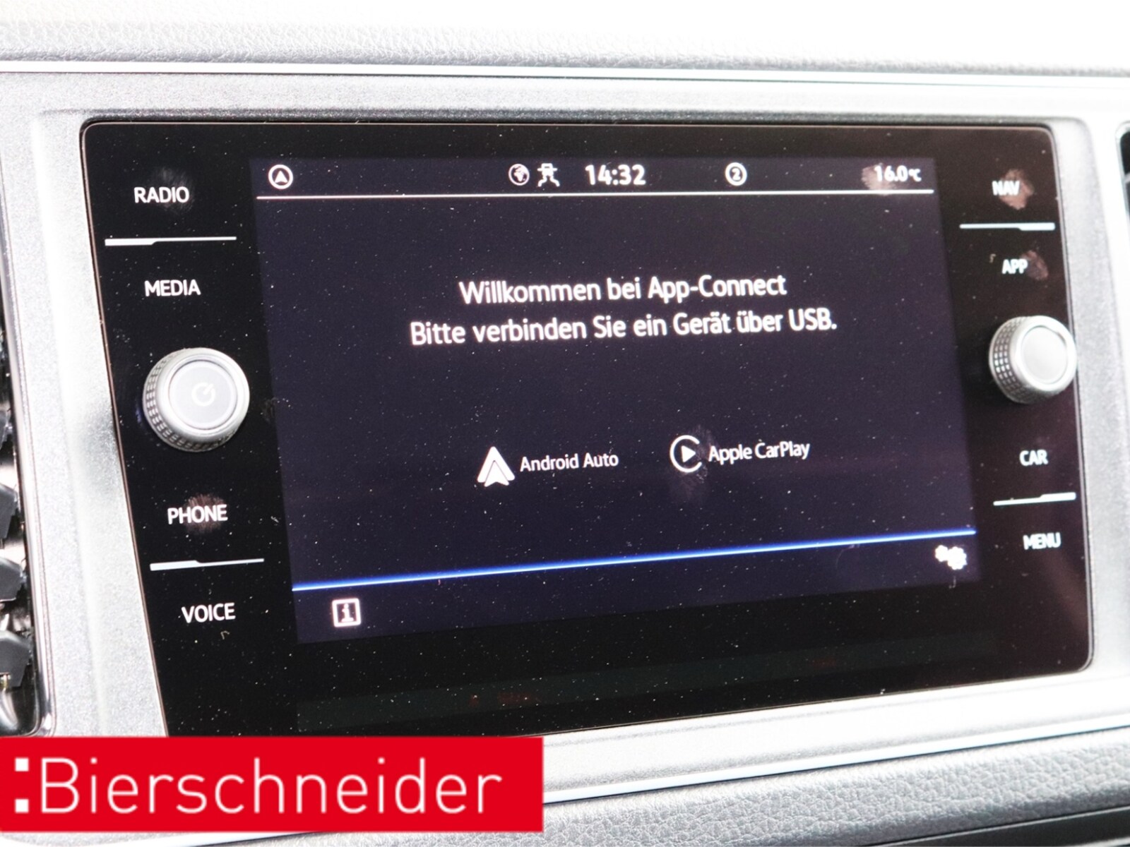 Volkswagen Crafter Kasten mittlerer Radstand – Bild 12