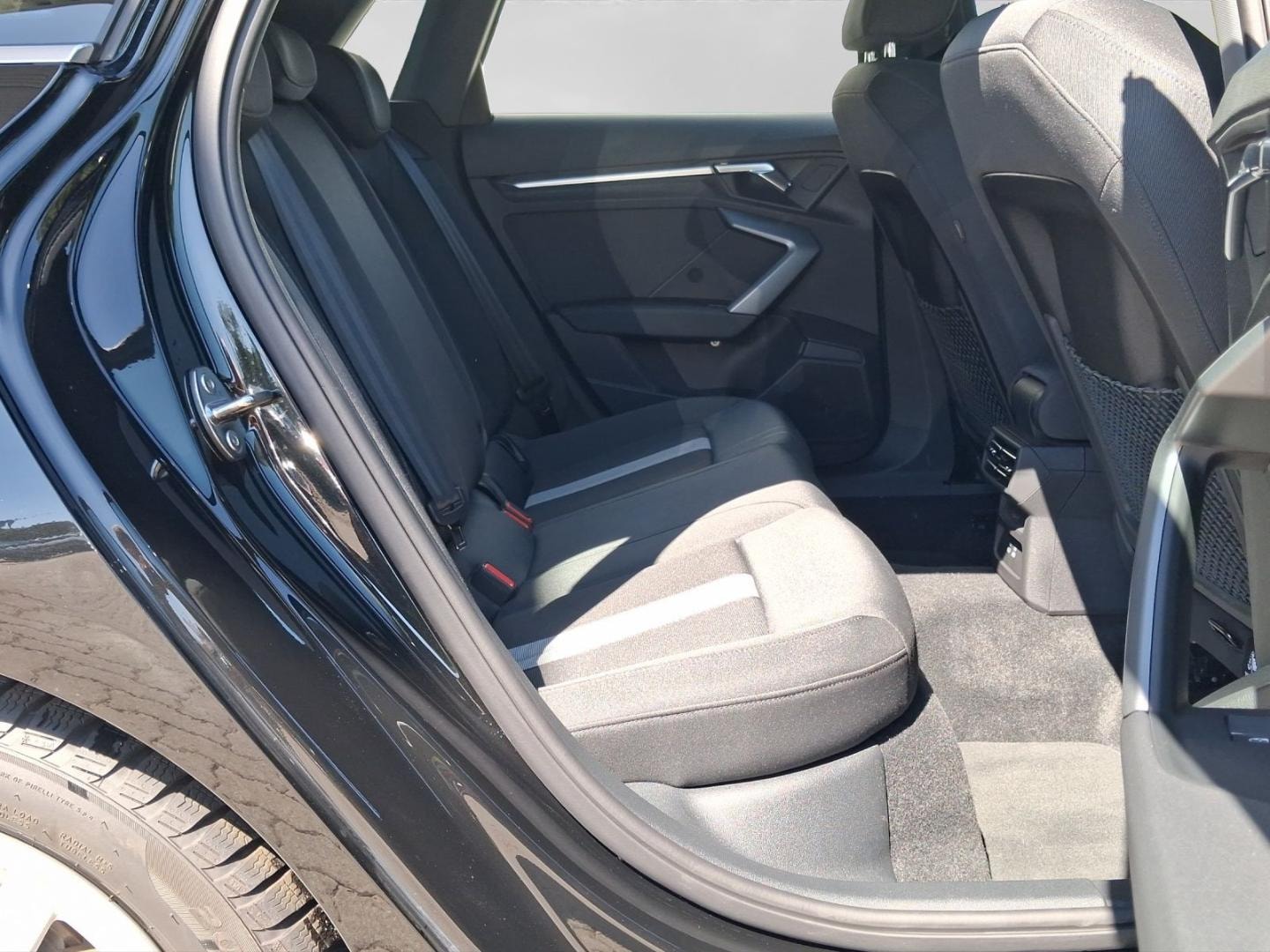 Bild über Audi A3 Sportback TDI S tronic - für weitere Informationen kontaktieren Sie den Audi Partner