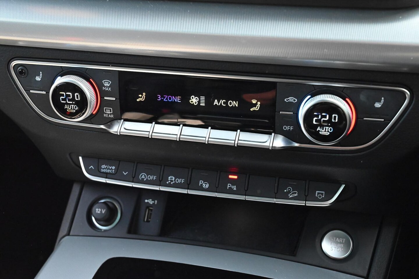 Image about Audi Q5 sport 40 TDI quattro S tronic