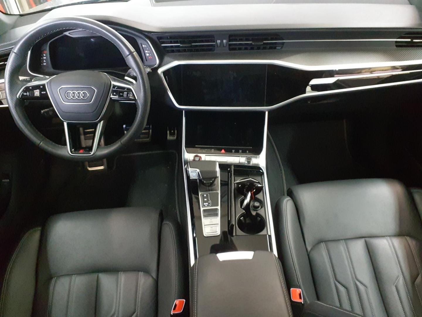 Bild über Audi S6 Avant TDI quattro tiptronic - für weitere Informationen kontaktieren Sie den Audi Partner