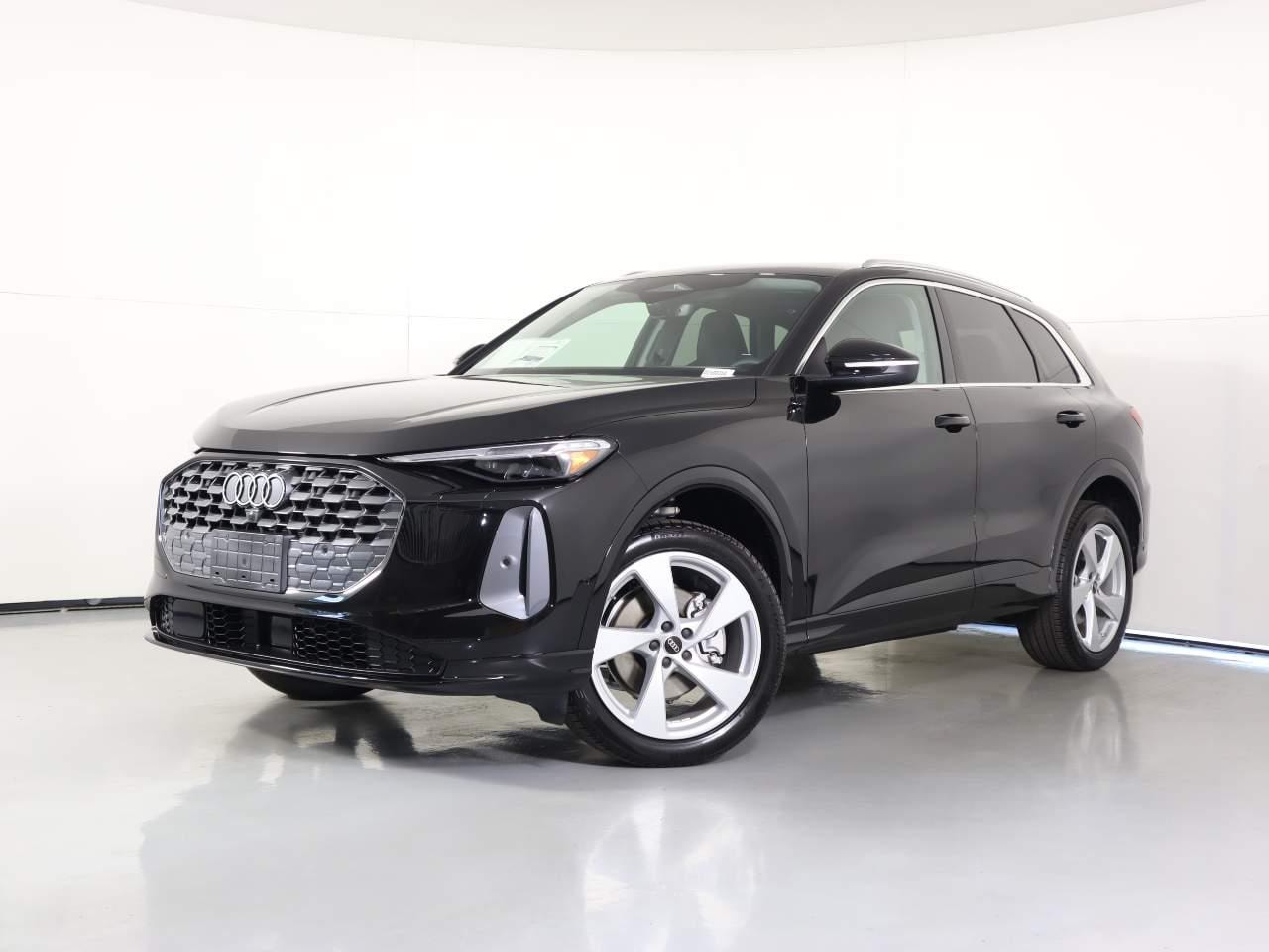 2025 Audi Q5 40 Premium Plus's photo