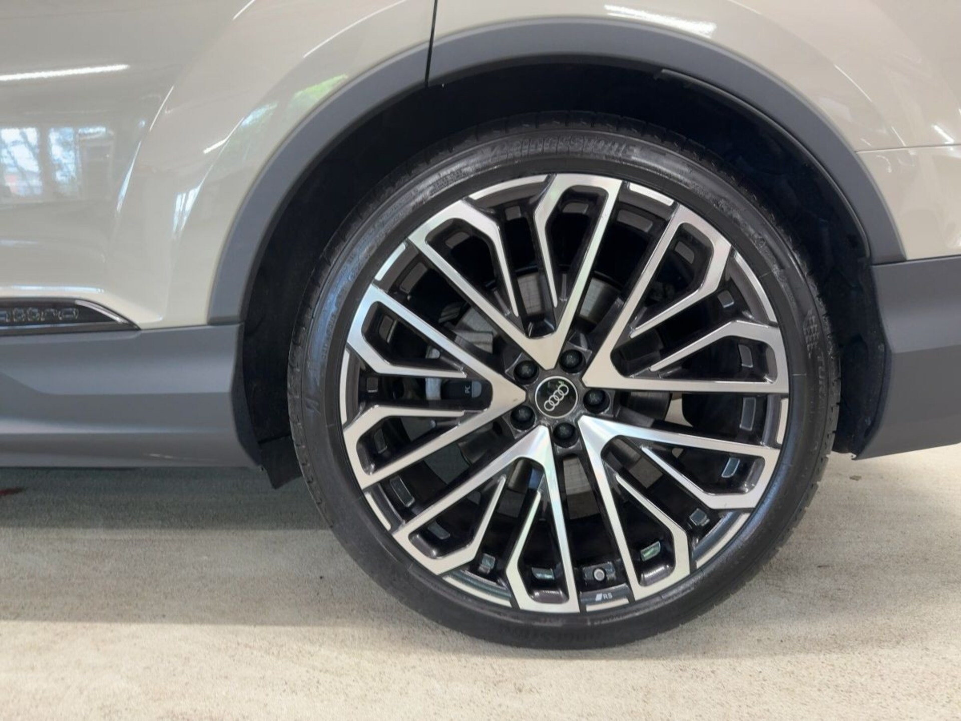 Audi Q7 SUV TFSI e