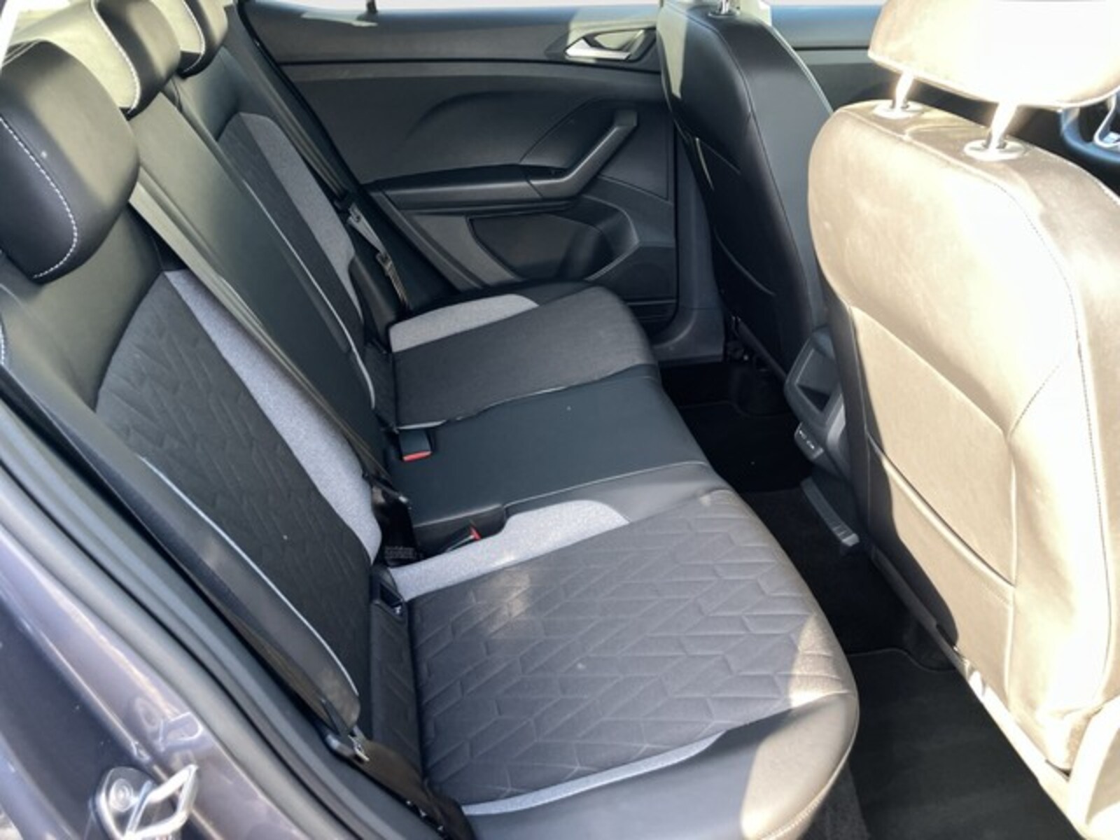 Volkswagen T-Cross – Bild 15