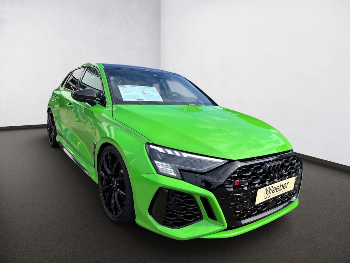 Bild über Audi RS 3 Sportback TFSI quattro S tronic - für weitere Informationen kontaktieren Sie den Audi Partner