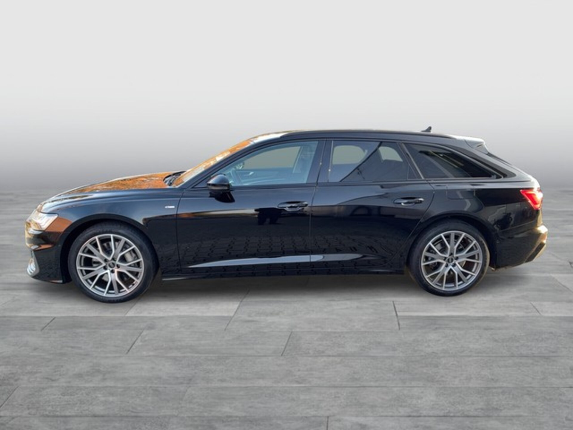 Audi A6 Avant TFSI e