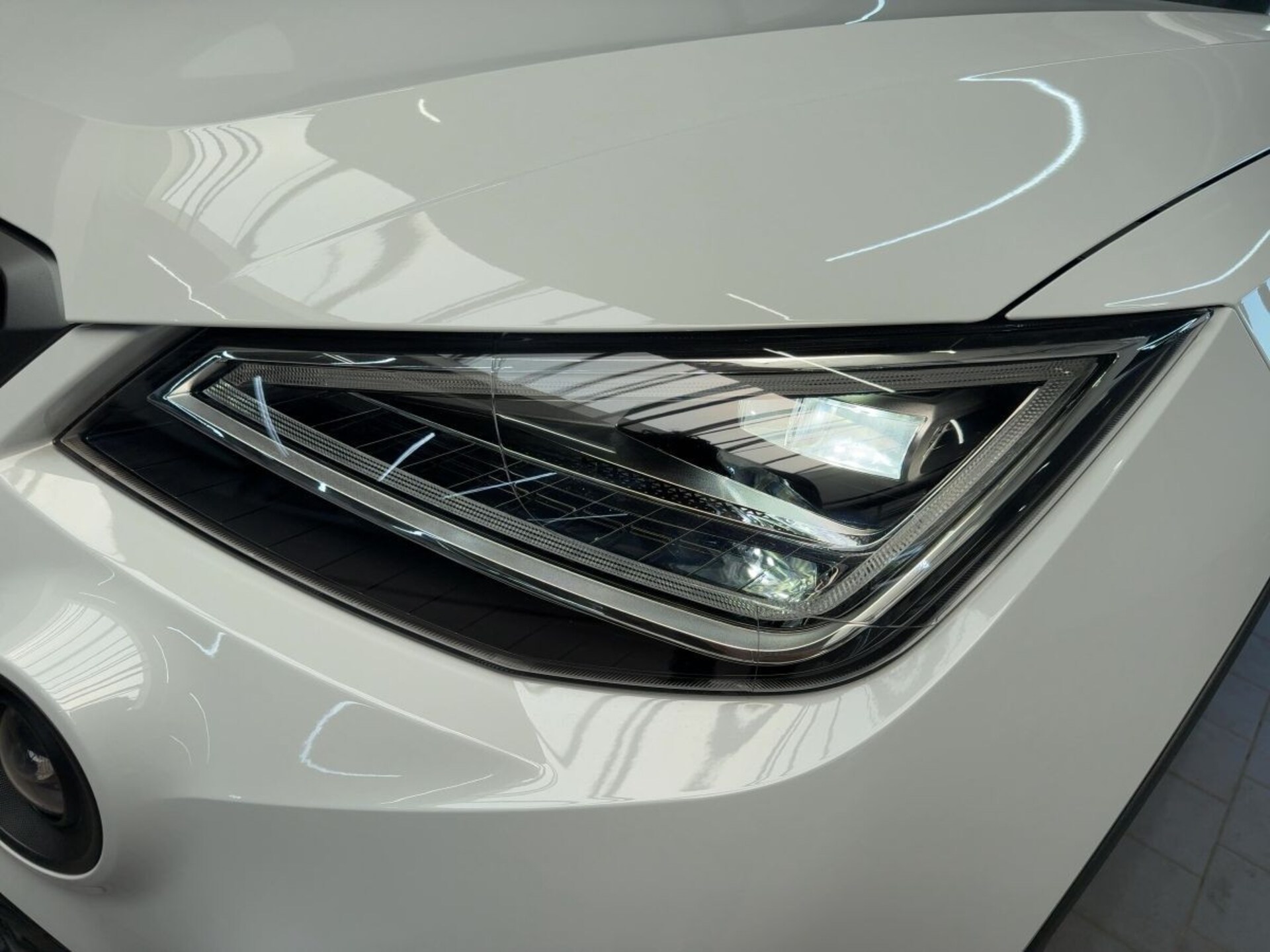 SEAT Arona FR