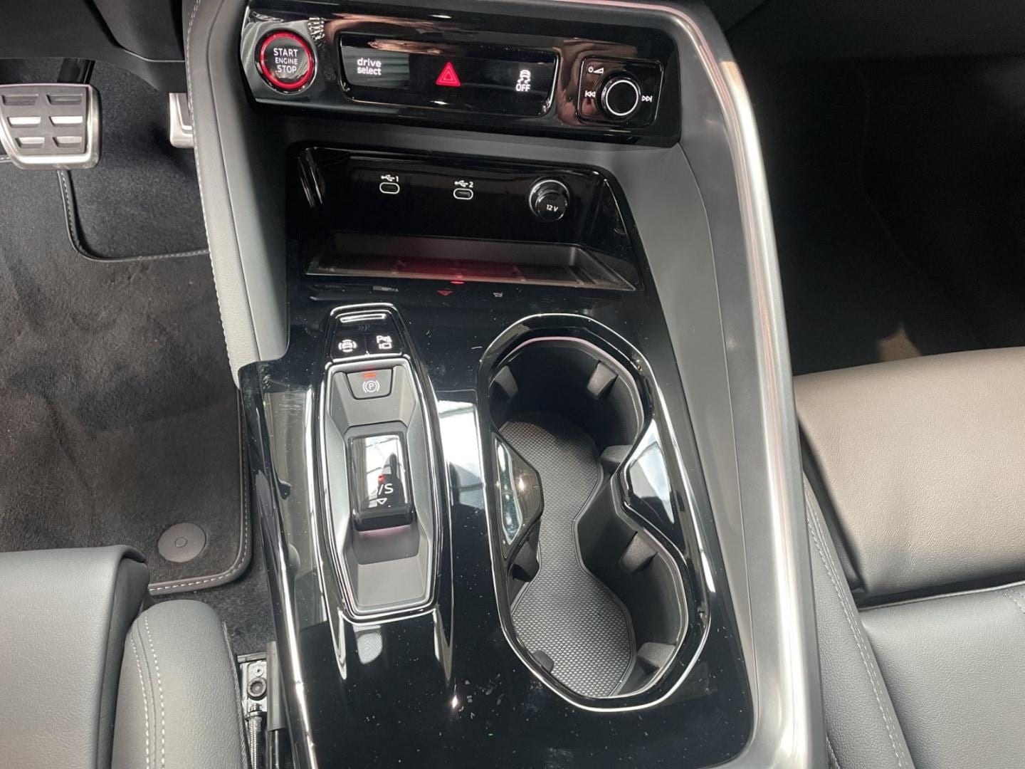 Bild über Audi Q5 Sportback TDI quattro 150 kW S tronic - für weitere Informationen kontaktieren Sie den Audi Partner
