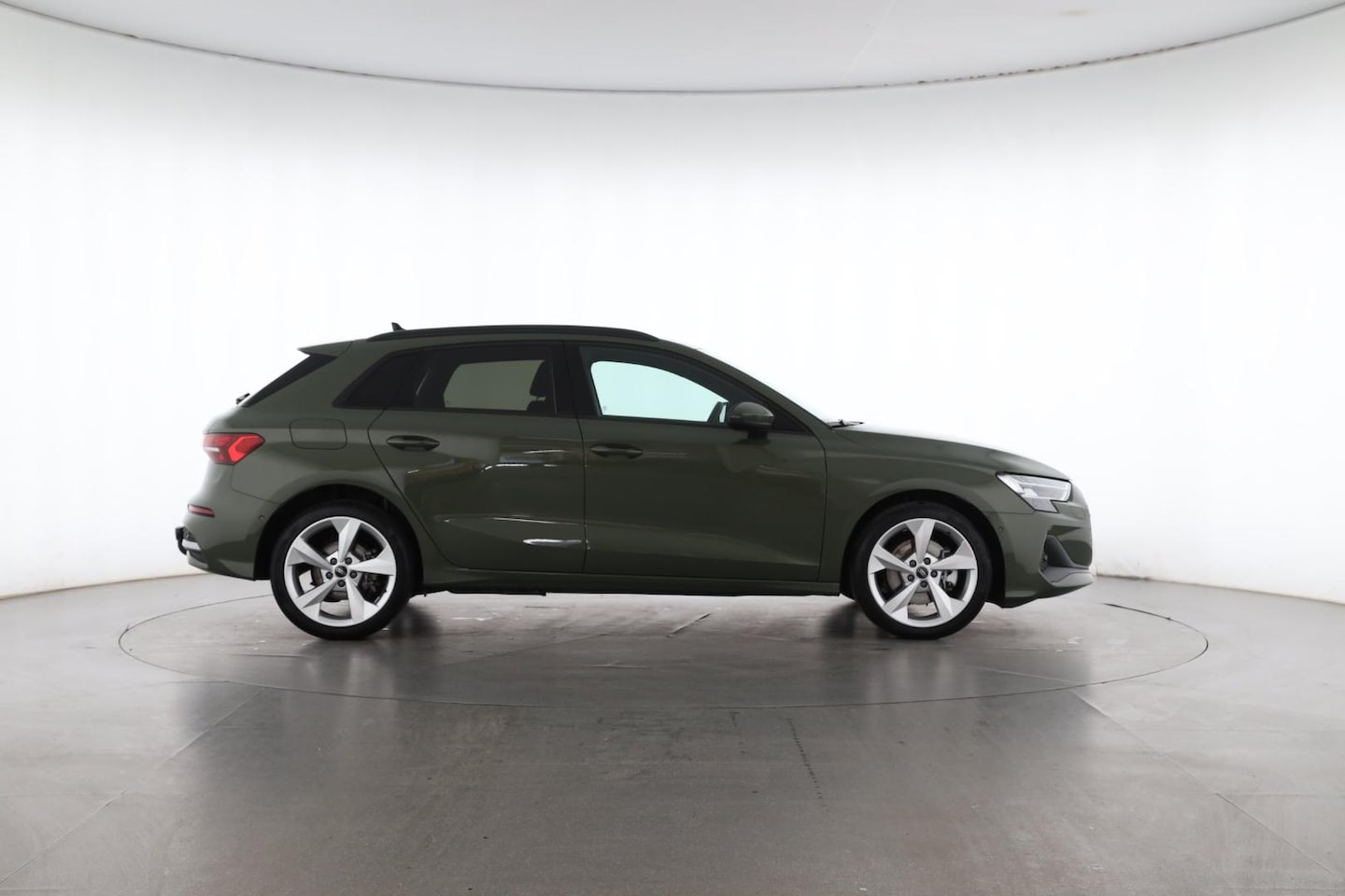 Bild über Audi A3 Sportback TFSI e TFSI e 150 kW S tronic - für weitere Informationen kontaktieren Sie den Audi Partner