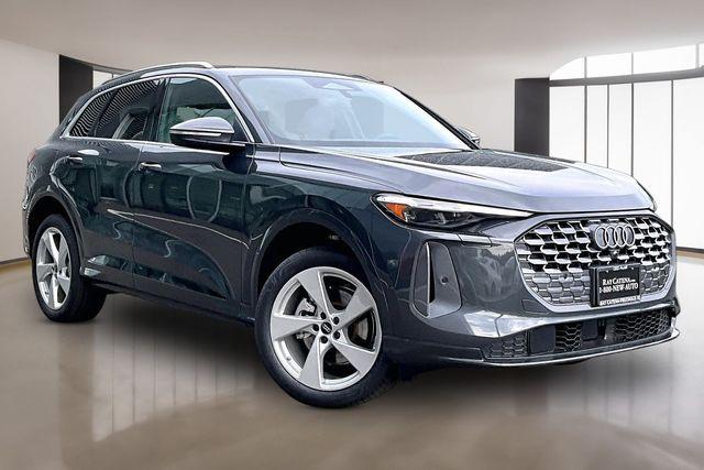 2026 Audi Q5 Premium Plus quattro's photo