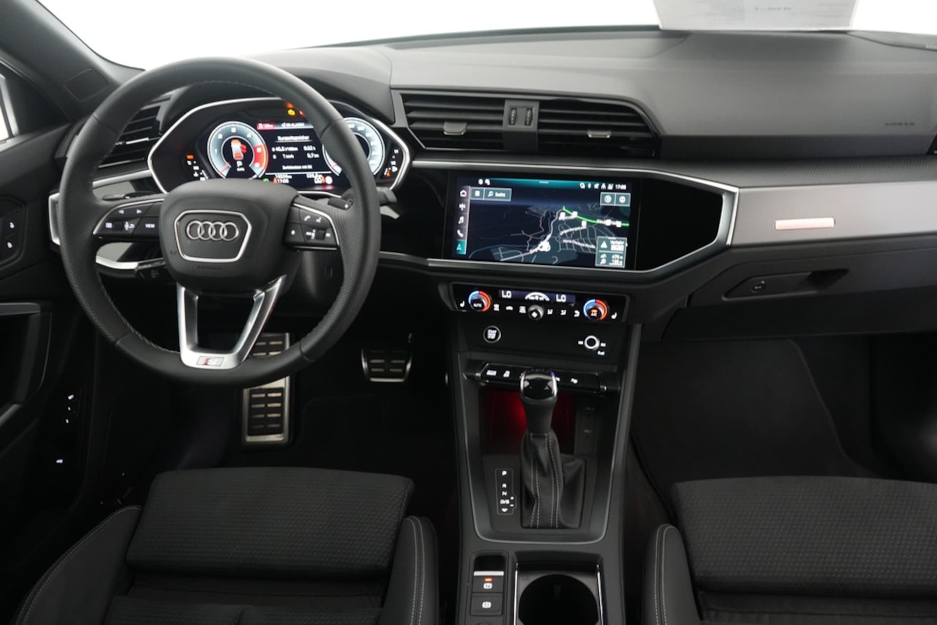 Audi Q3 SUV S line