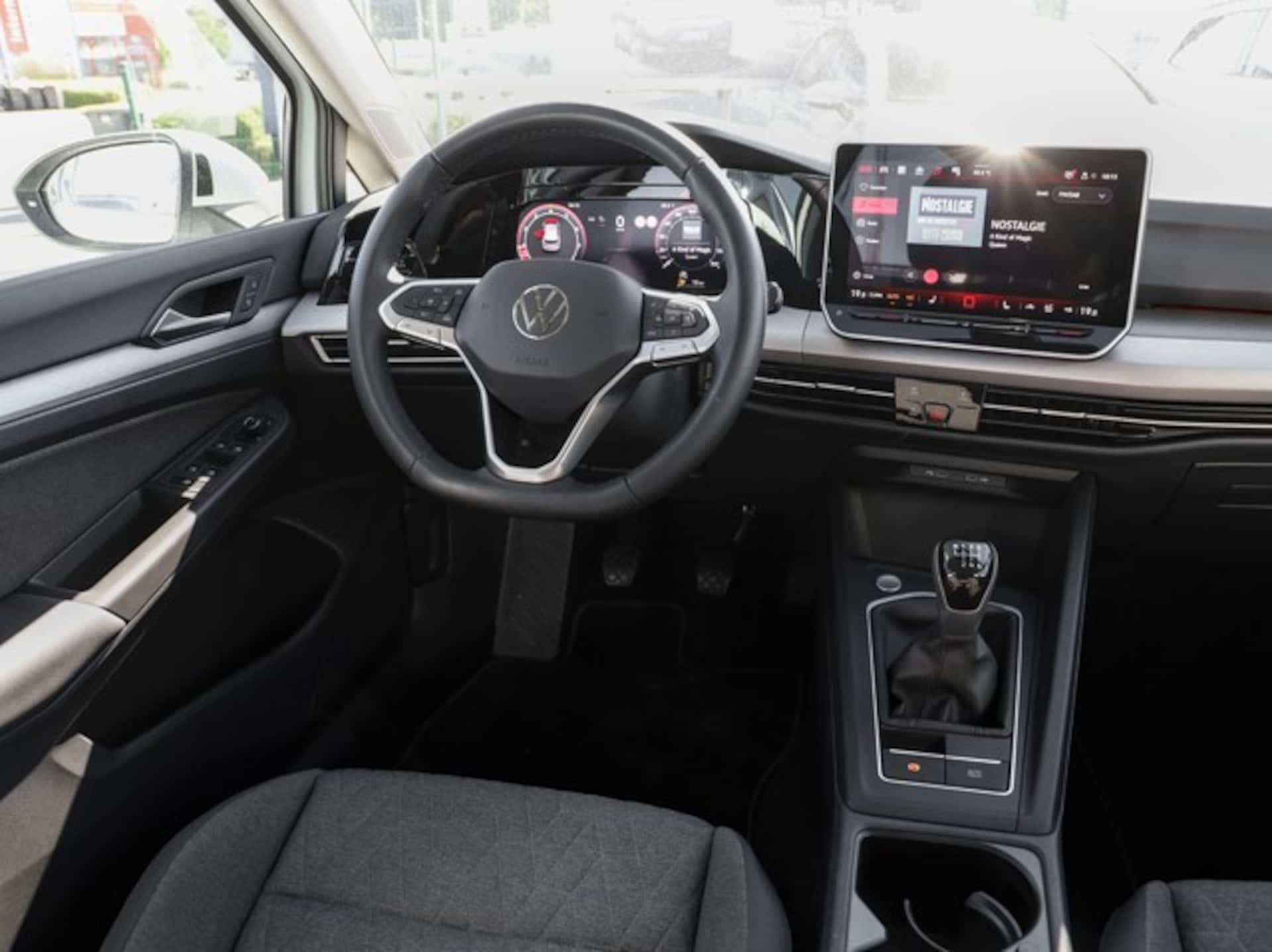 Volkswagen Golf Life