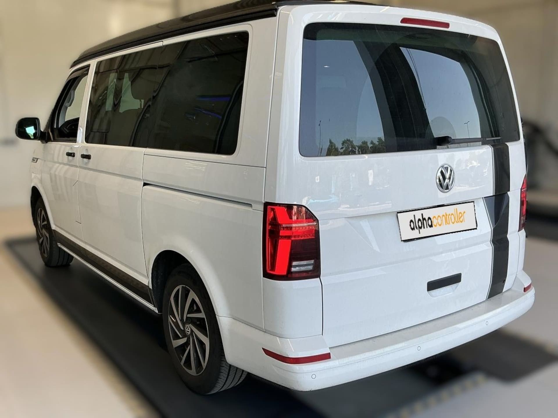 Volkswagen T6.1 California Beach