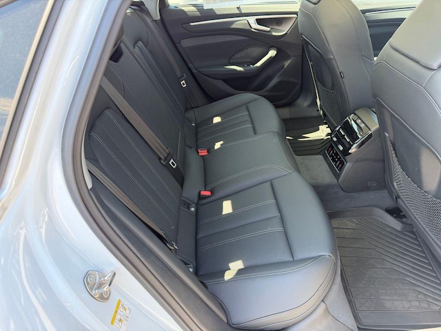2026 Audi A6 Premium Plus - Photo 11