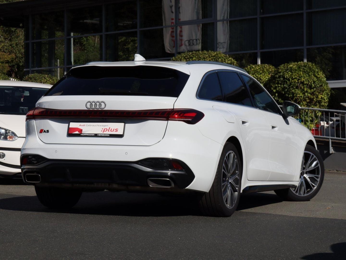 Bild über Audi A5 Avant TFSI S tronic - für weitere Informationen kontaktieren Sie den Audi Partner