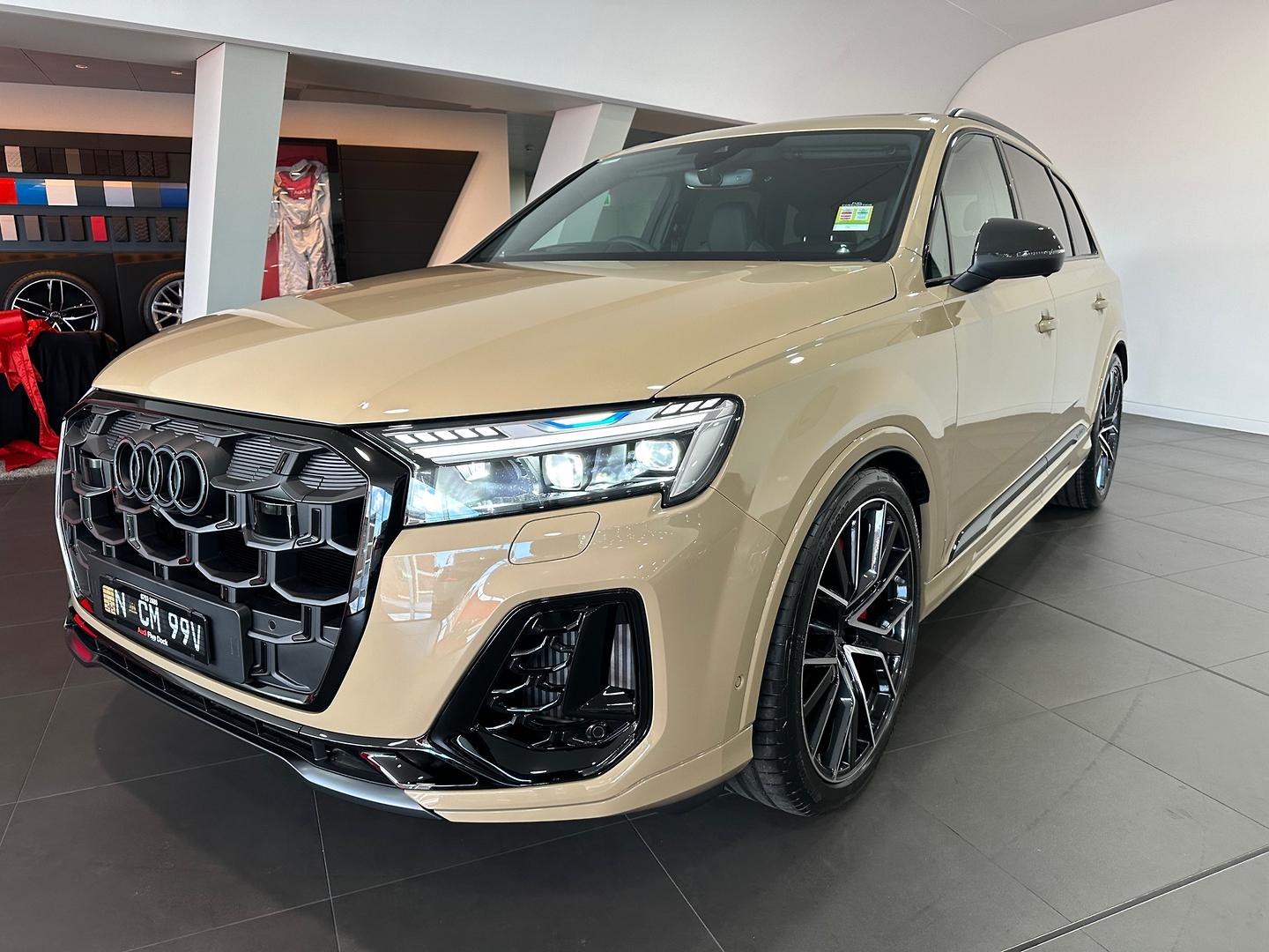Image about Audi SQ7 SQ7 SUV TFSI 373 kW tiptronic