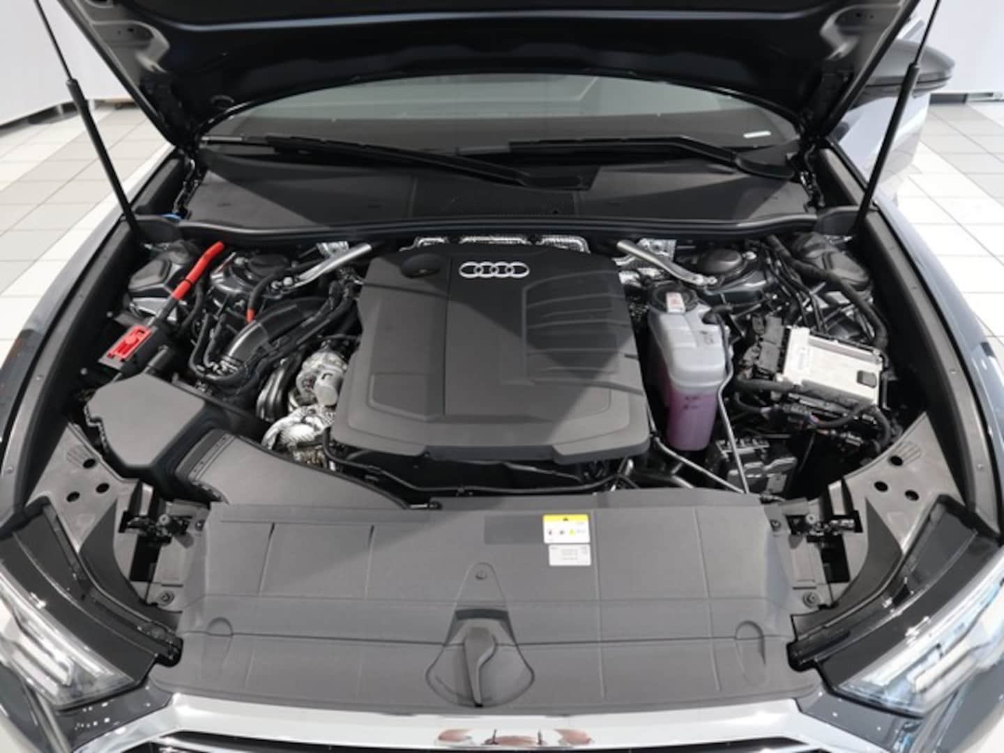 Bild über Audi A6 Avant 40 TDI quattro S tronic - für weitere Informationen kontaktieren Sie den Audi Partner