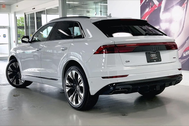 2026 Audi Q8