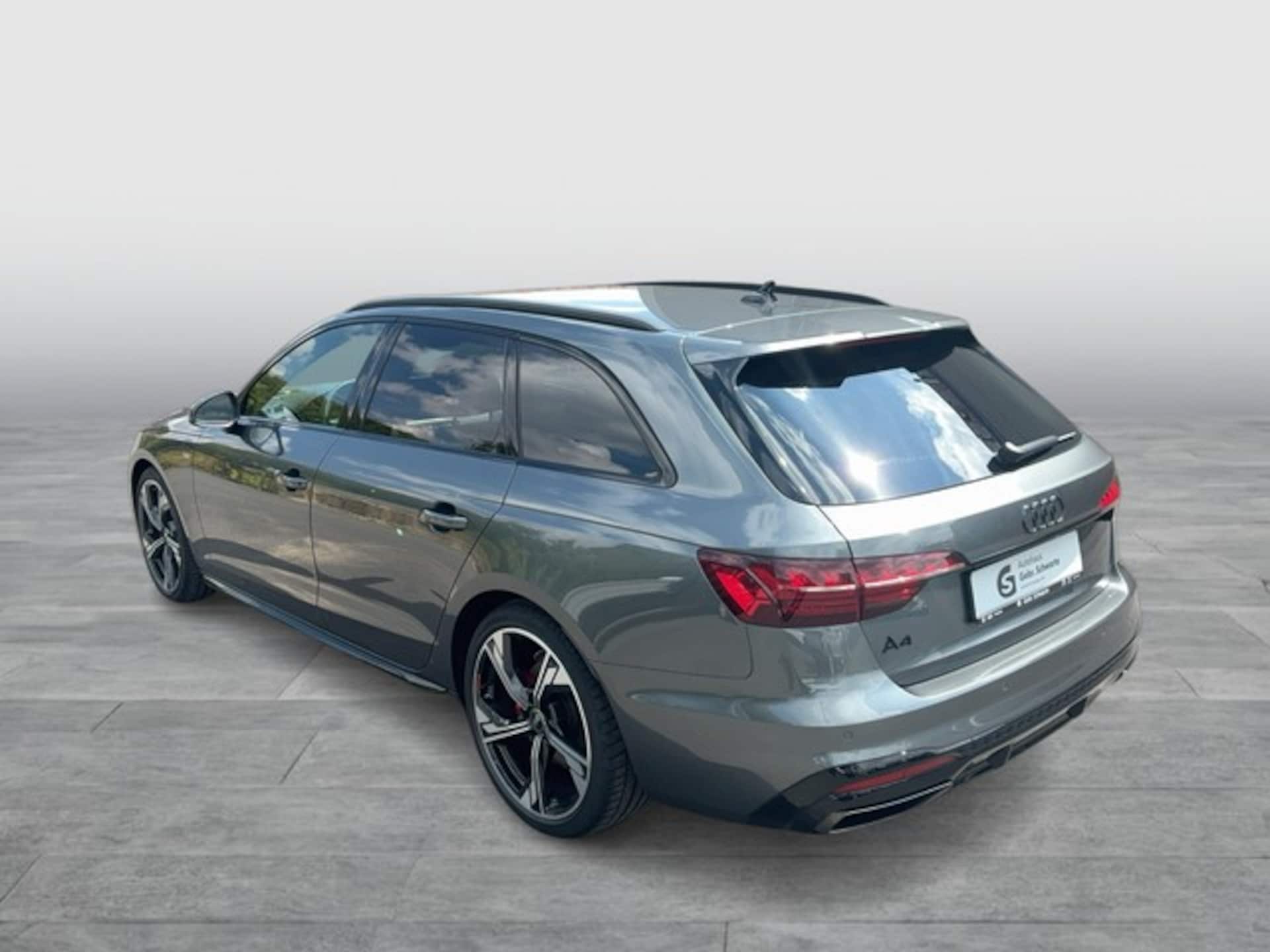 Audi A4 Avant S line