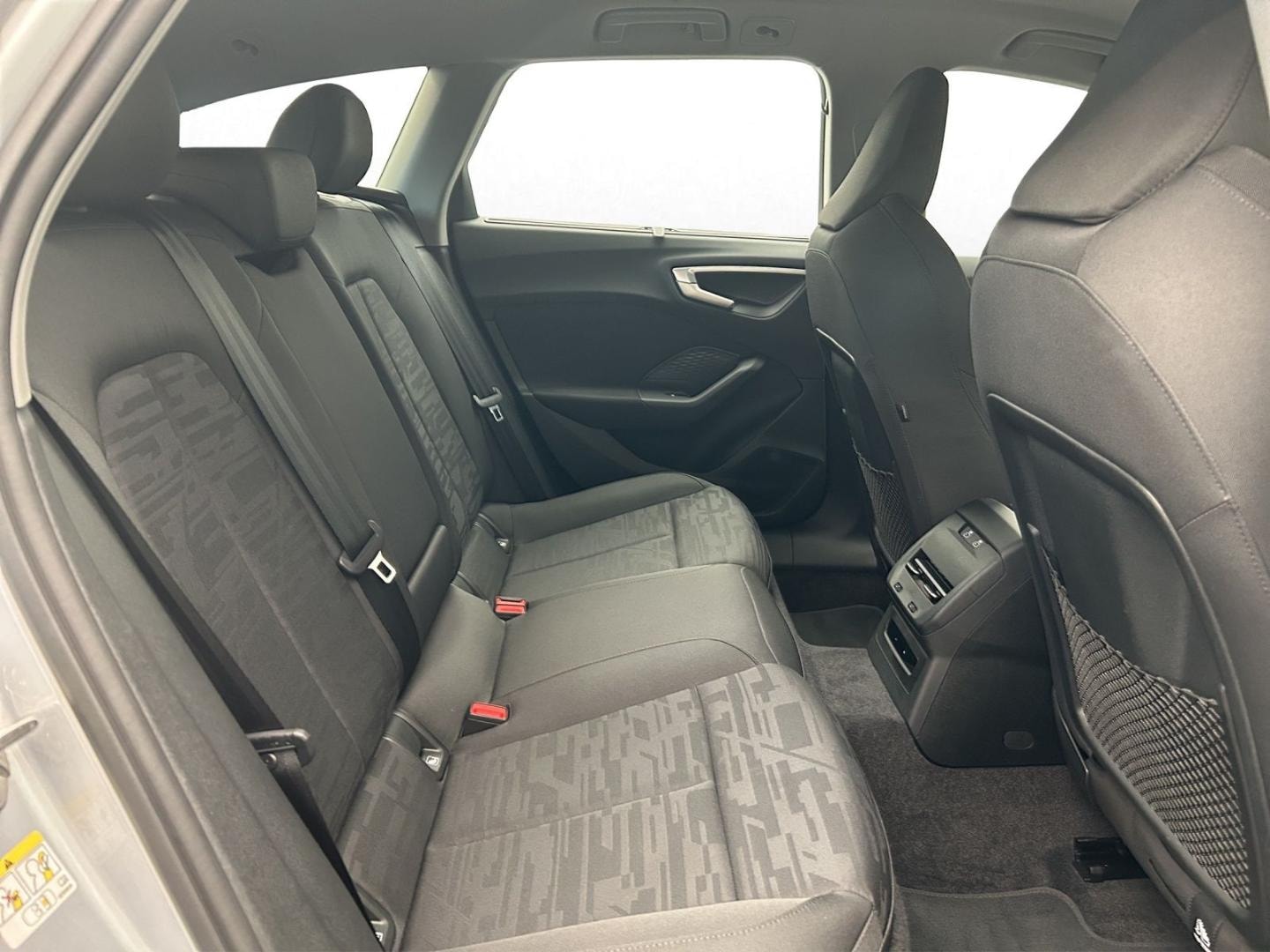 Bild über Audi A5 Avant TDI 150 kW S tronic - für weitere Informationen kontaktieren Sie den Audi Partner
