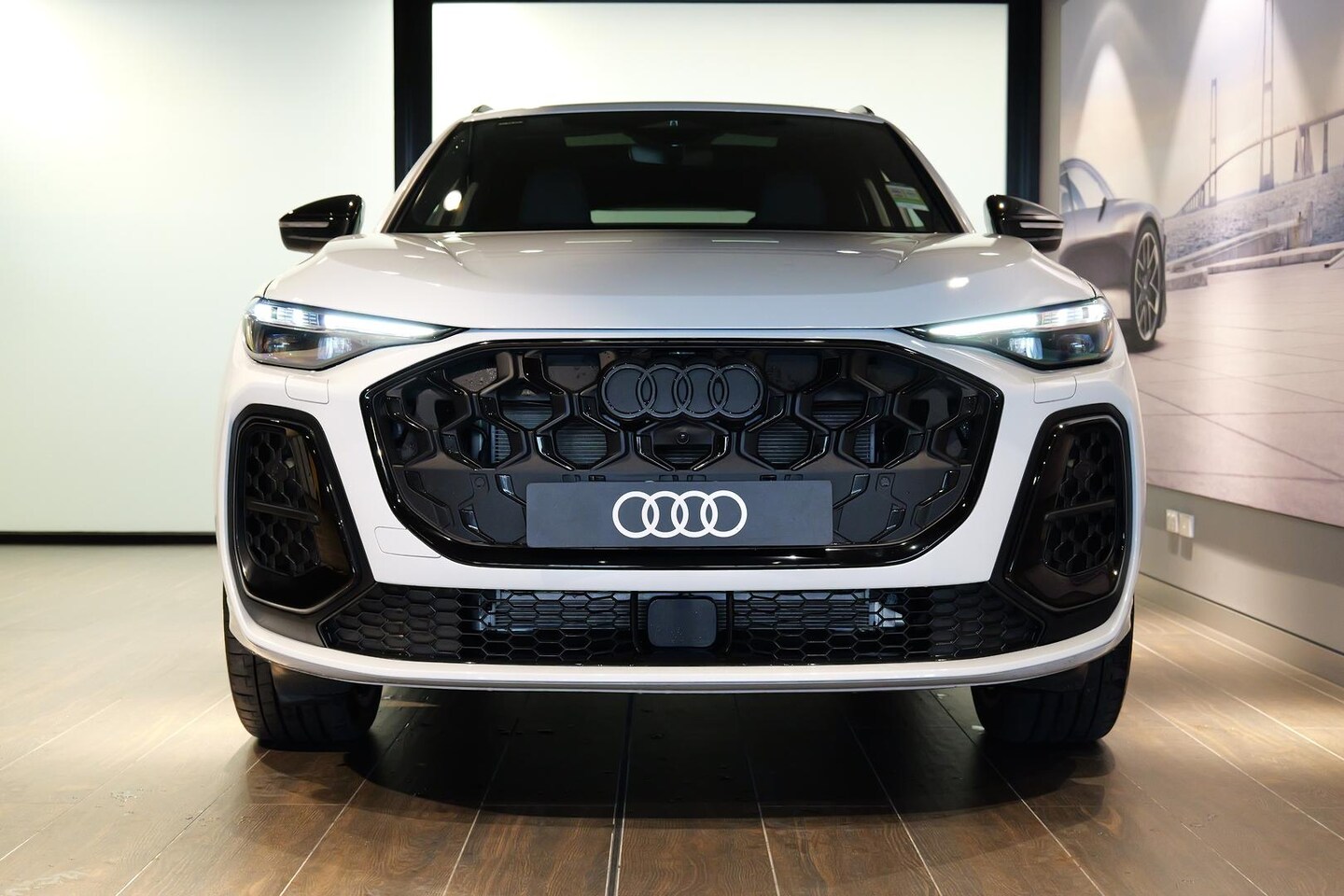 Image about Audi Q5 Sportback e-hybrid quattro S tronic