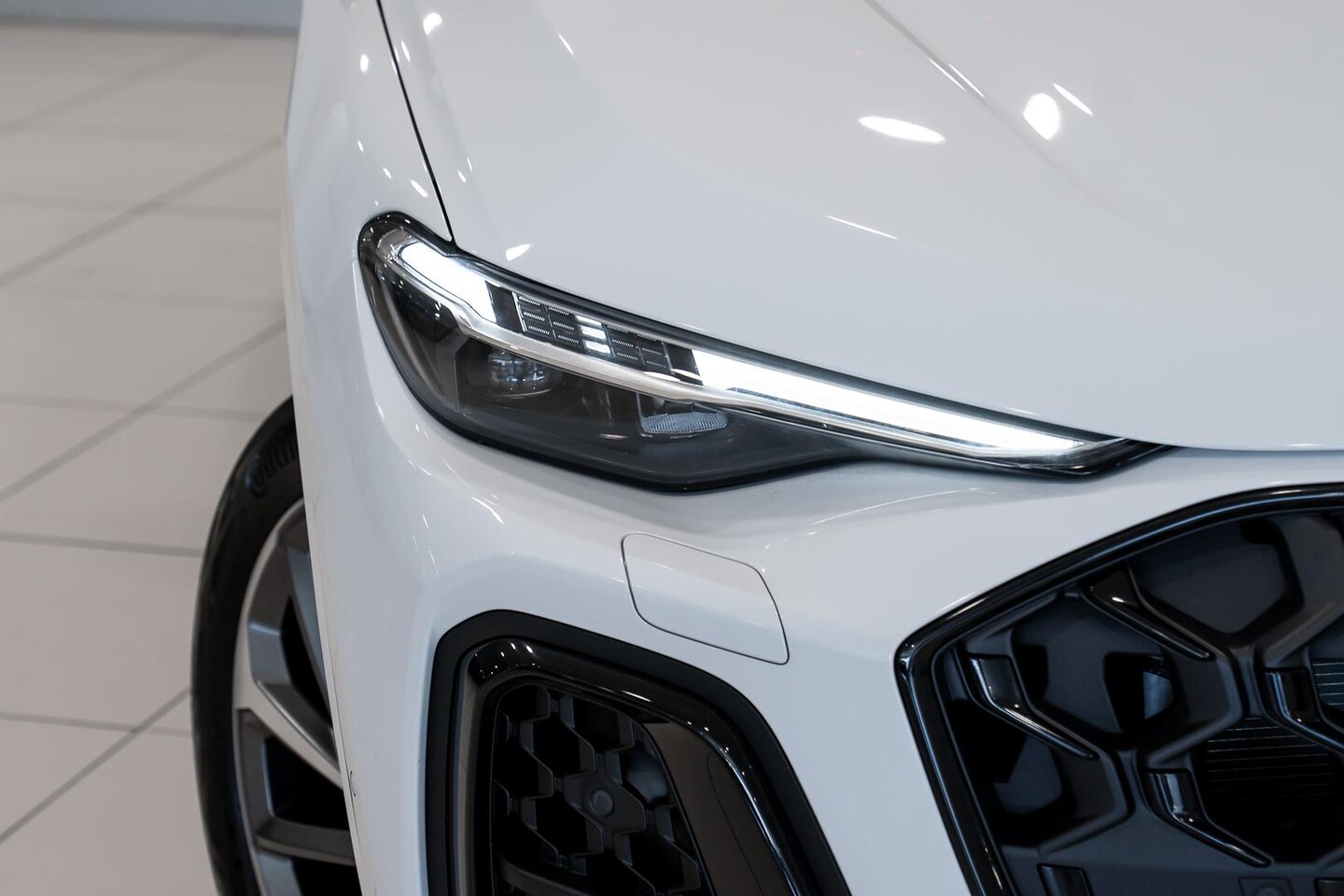 Image about Audi Q5 SUV TFSI quattro 200 kW sport