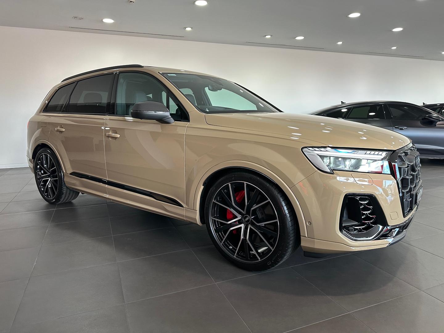 Image about Audi SQ7 SQ7 SUV TFSI 373 kW tiptronic