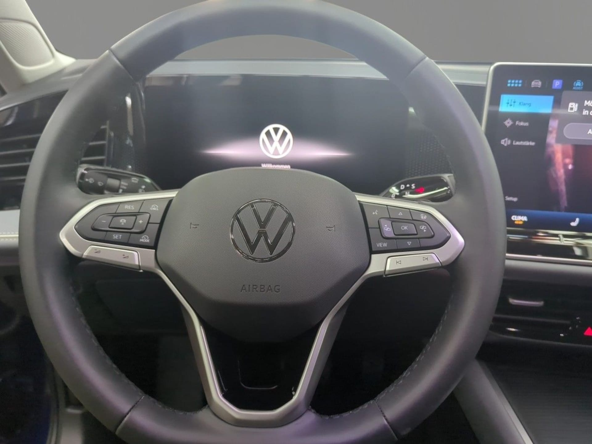 Volkswagen Passat Business