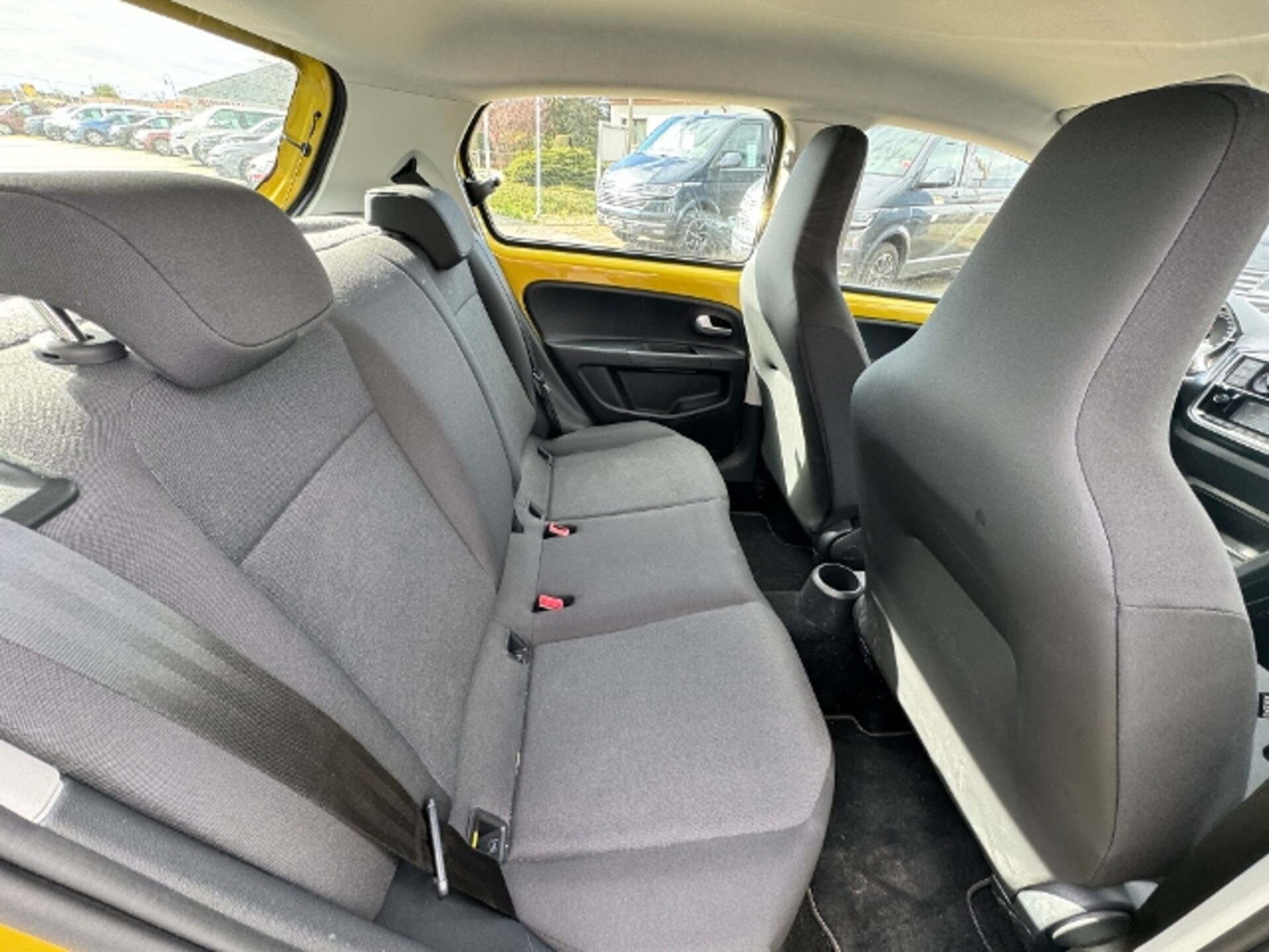 Volkswagen up!