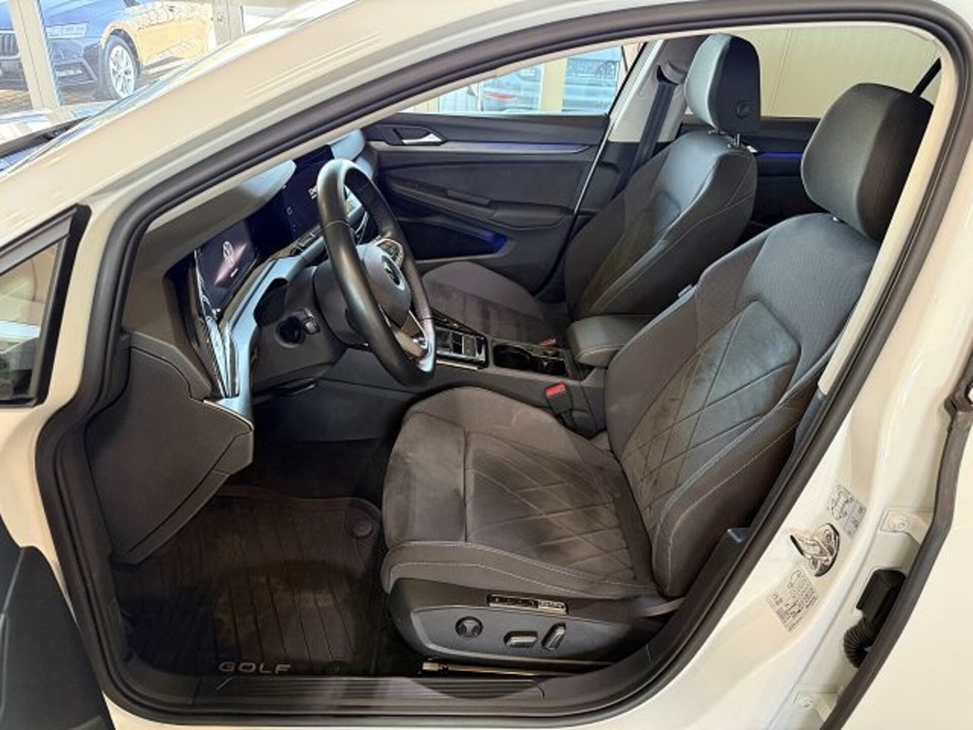 Volkswagen Golf Variant Style
