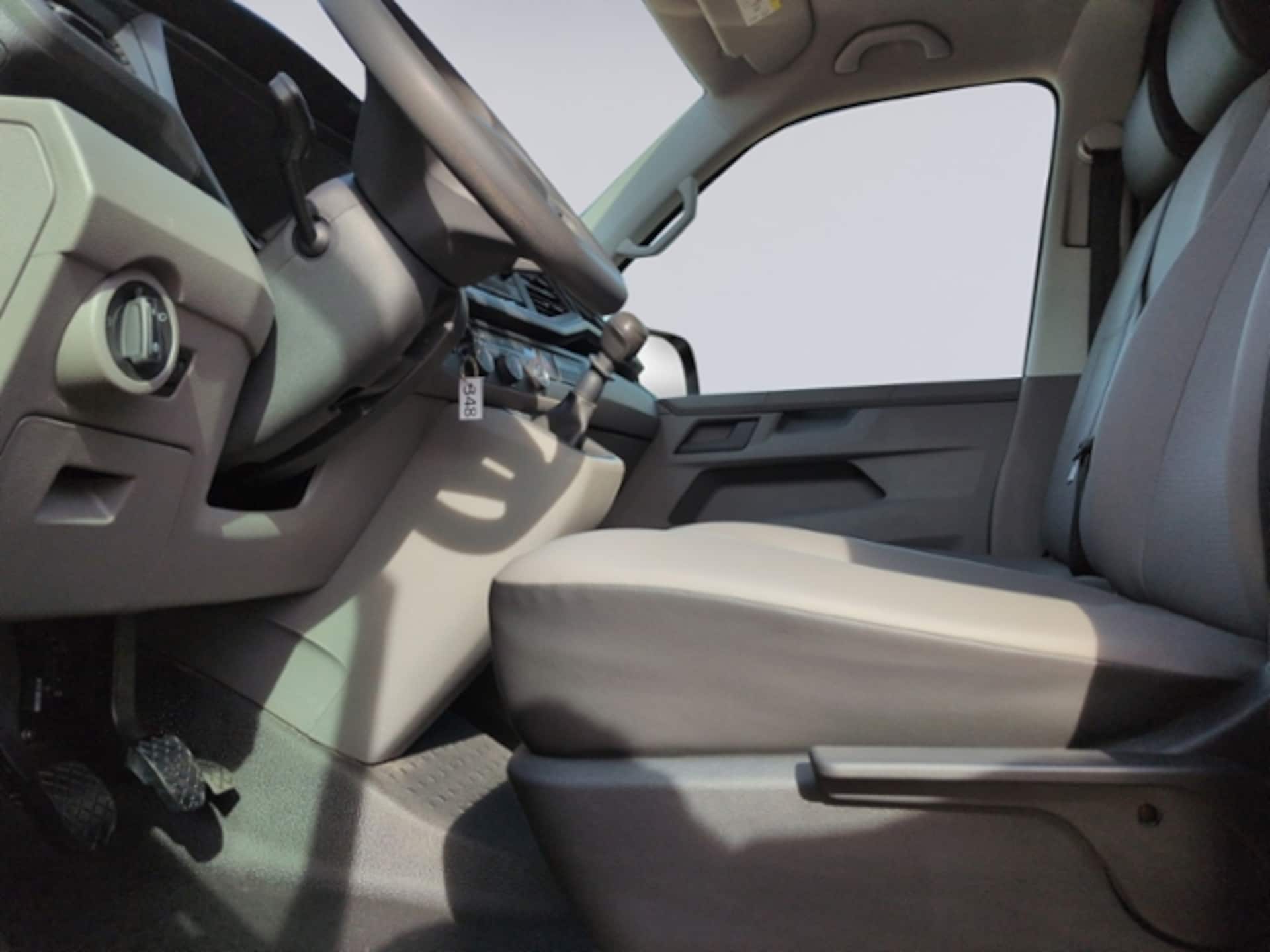 Volkswagen T6.1 Transporter Kasten langer Radstand