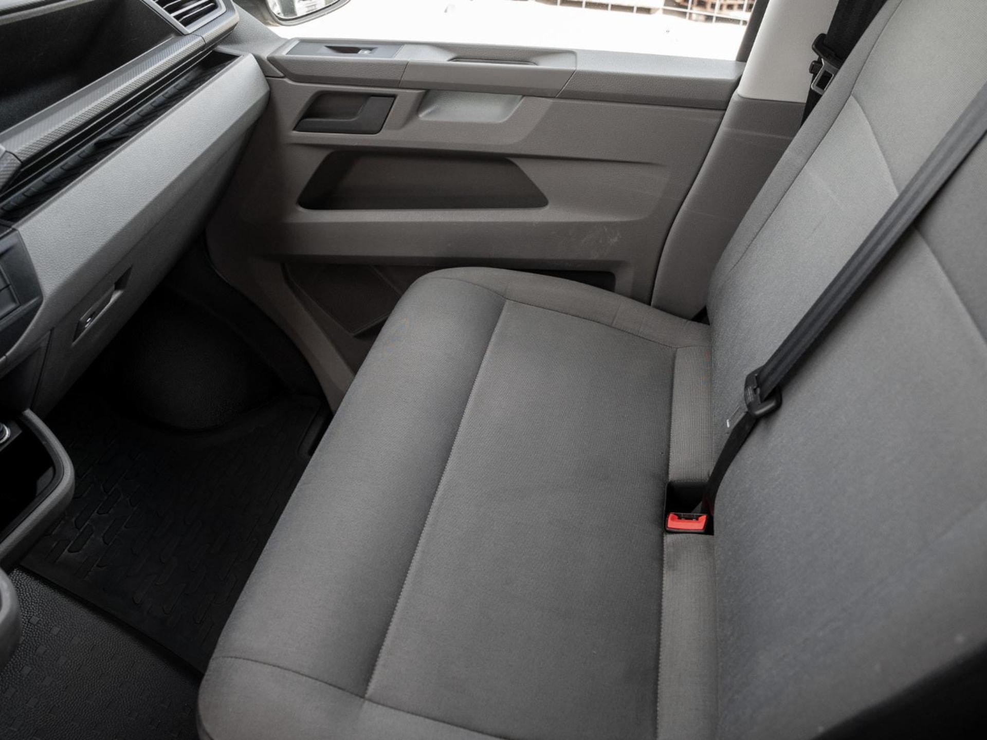 Volkswagen T6.1 Transporter Kasten kurzer Radstand
