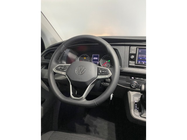 Volkswagen T6.1 Caravelle larger