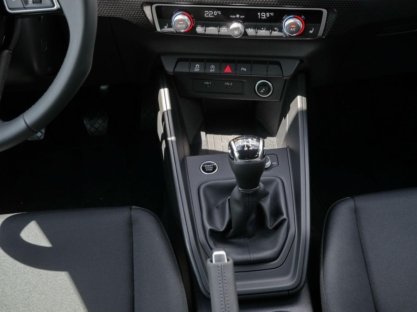 Bild über Audi A1 Sportback advanced 25 TFSI Schaltgetriebe - für weitere Informationen kontaktieren Sie den Audi Partner