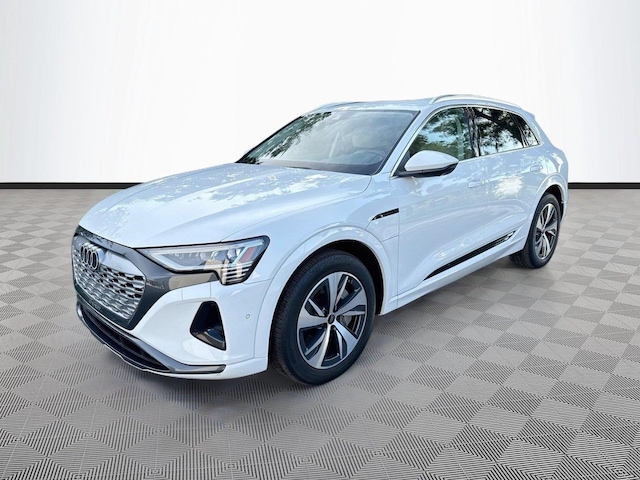 2024 Audi Q8 e-tron